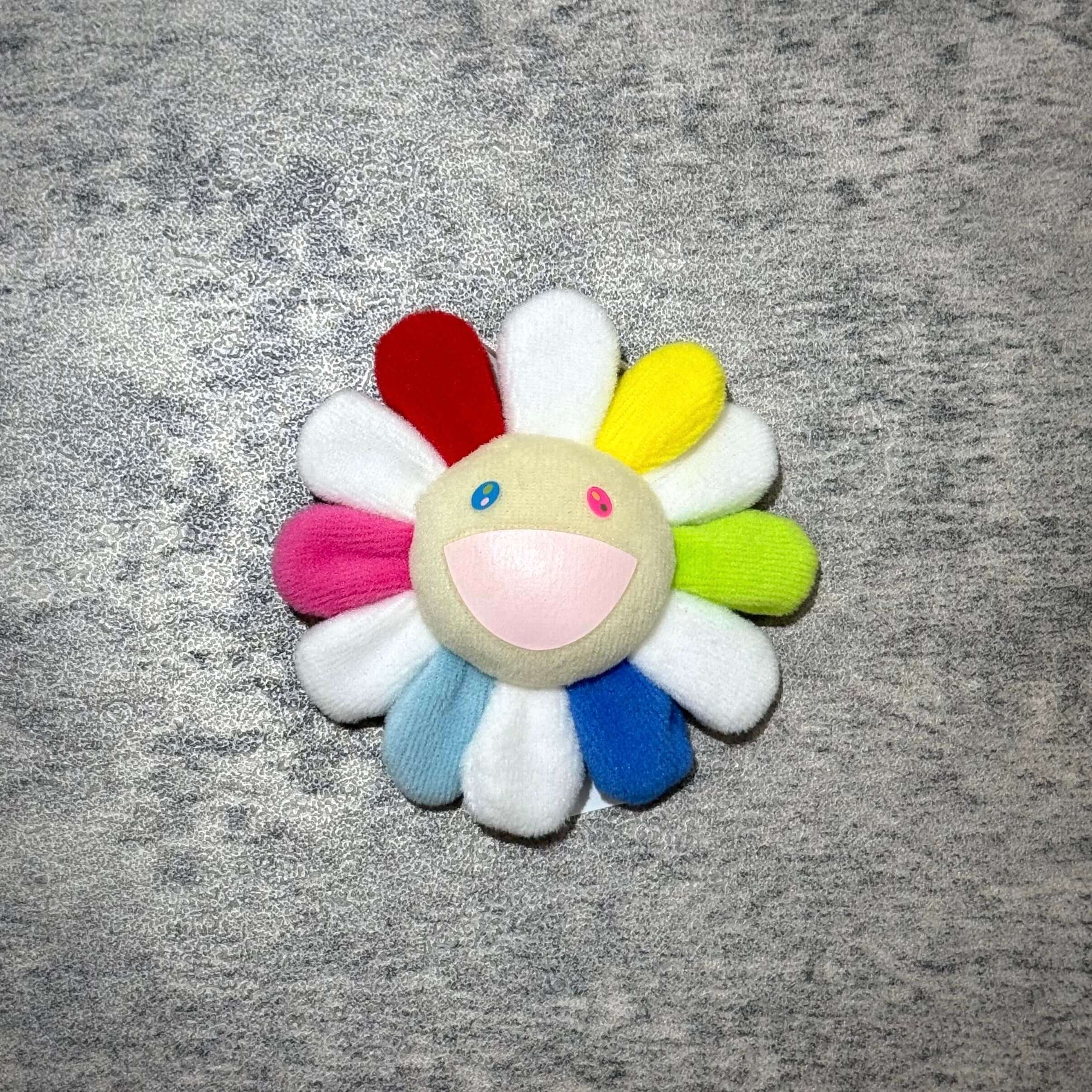現貨 村上隆 Takashi Murakami Flower Plush 8cm Pin 扣針鎖匙扣