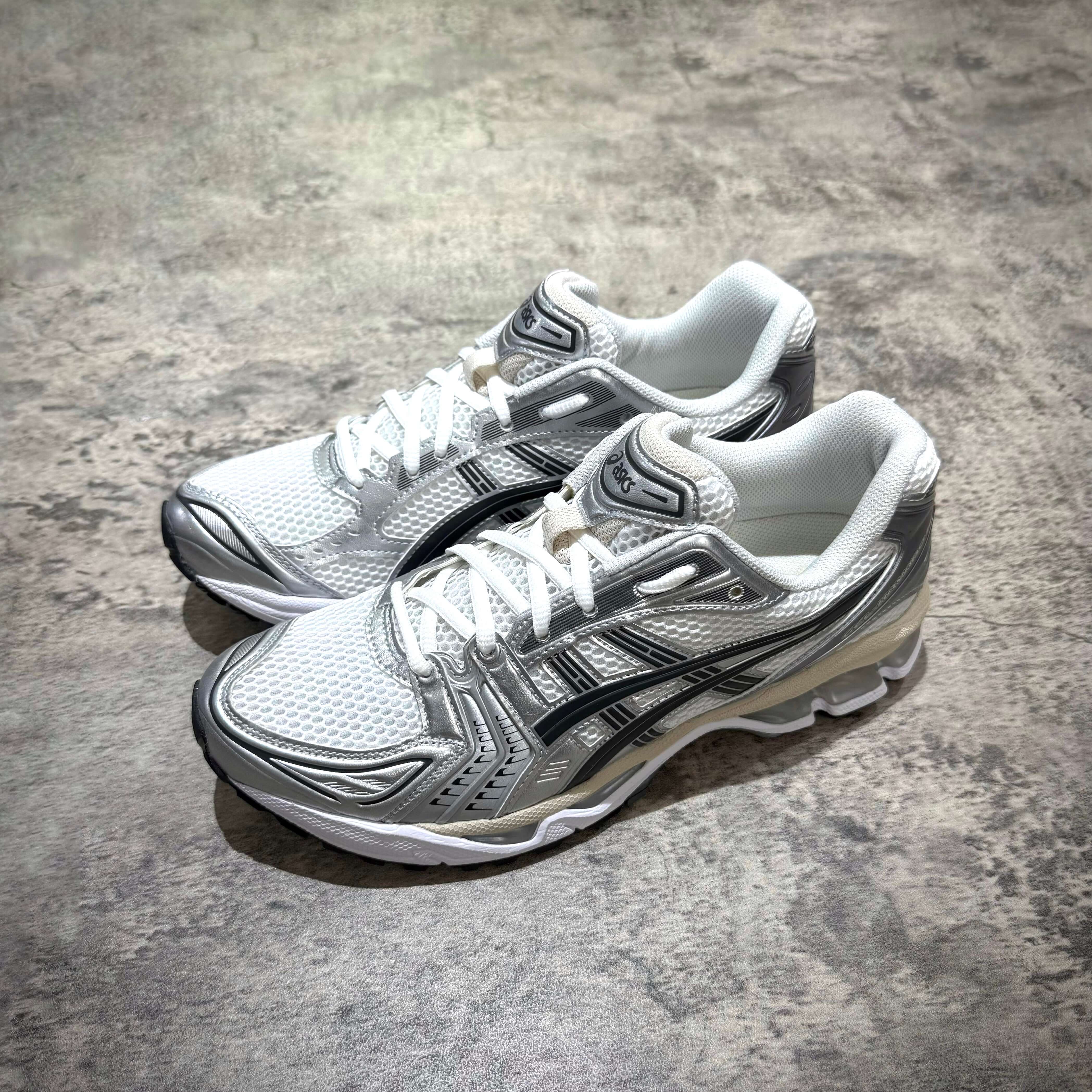 Asics Gel Kayano 14 White / Graphite Grey
