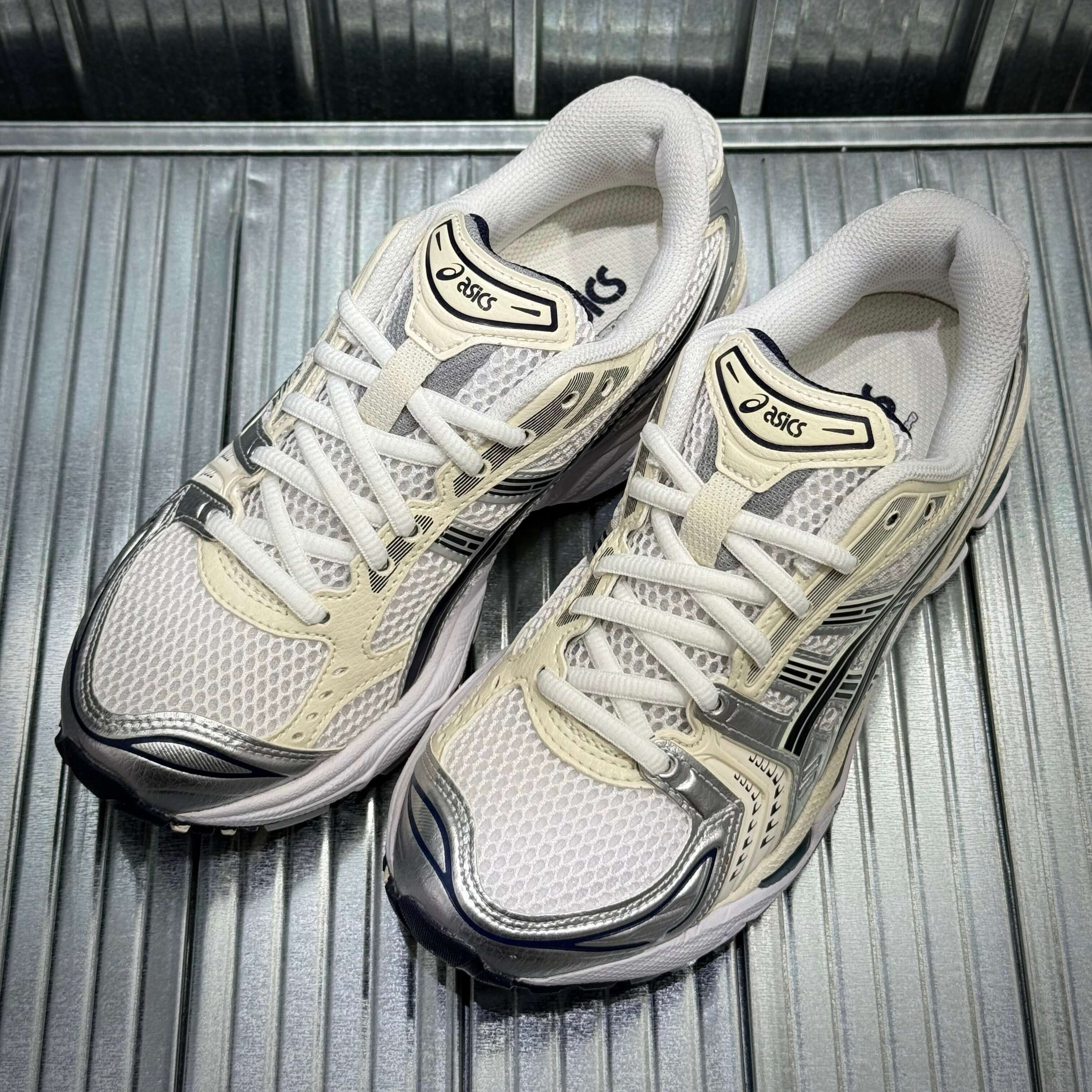 Asics Gel Kayano 14 White Midnight Sku: 1202A056-109