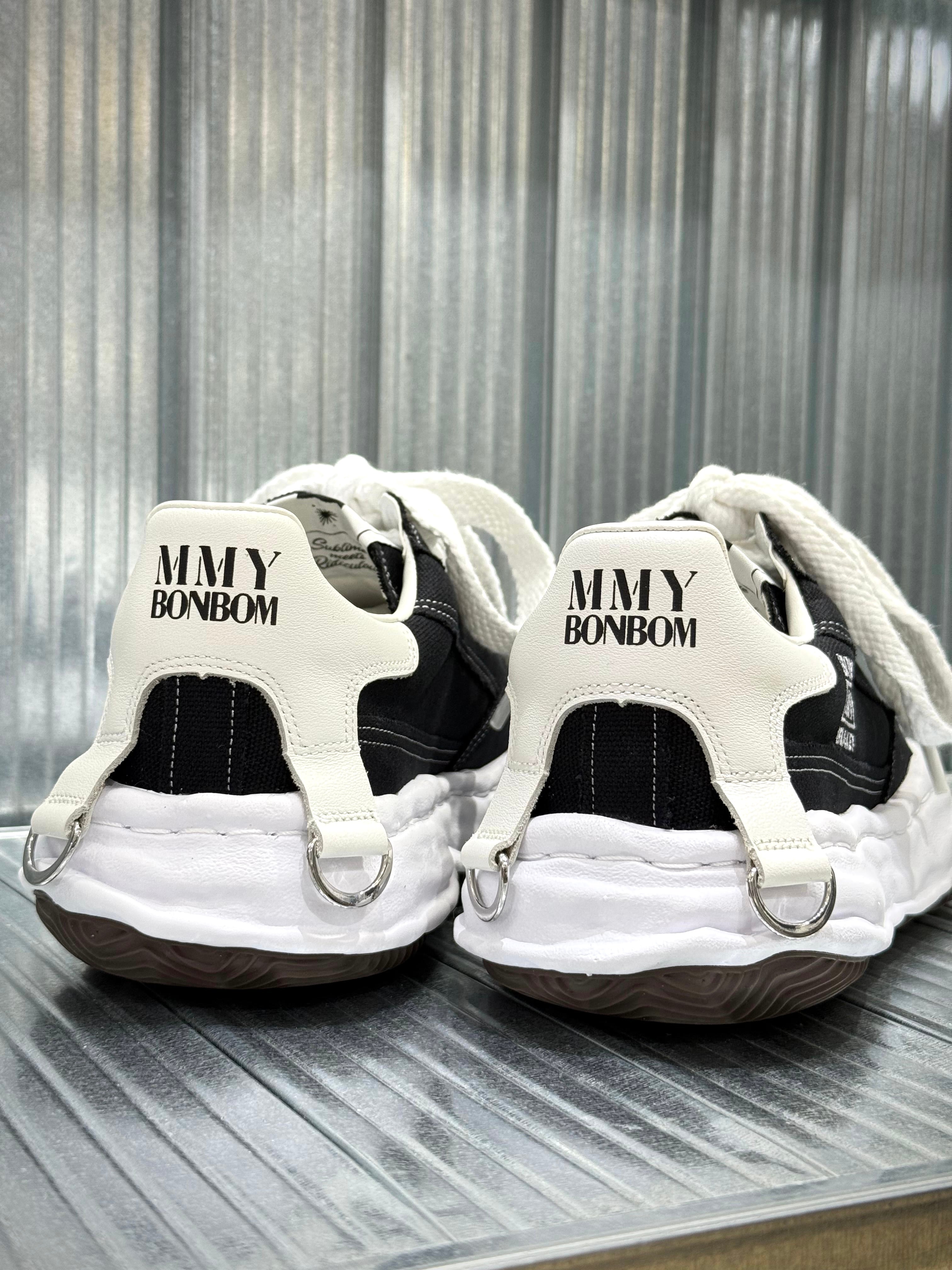 BONBOM x MMY Blakey Canvas Low - Black C14FW701