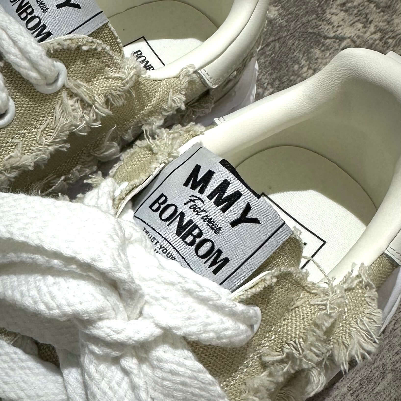 BONBOM x Maison Mihara Yasuhiro MMY BLAKEY OG Canvas - Beige Sku: C14FW702 - Beige