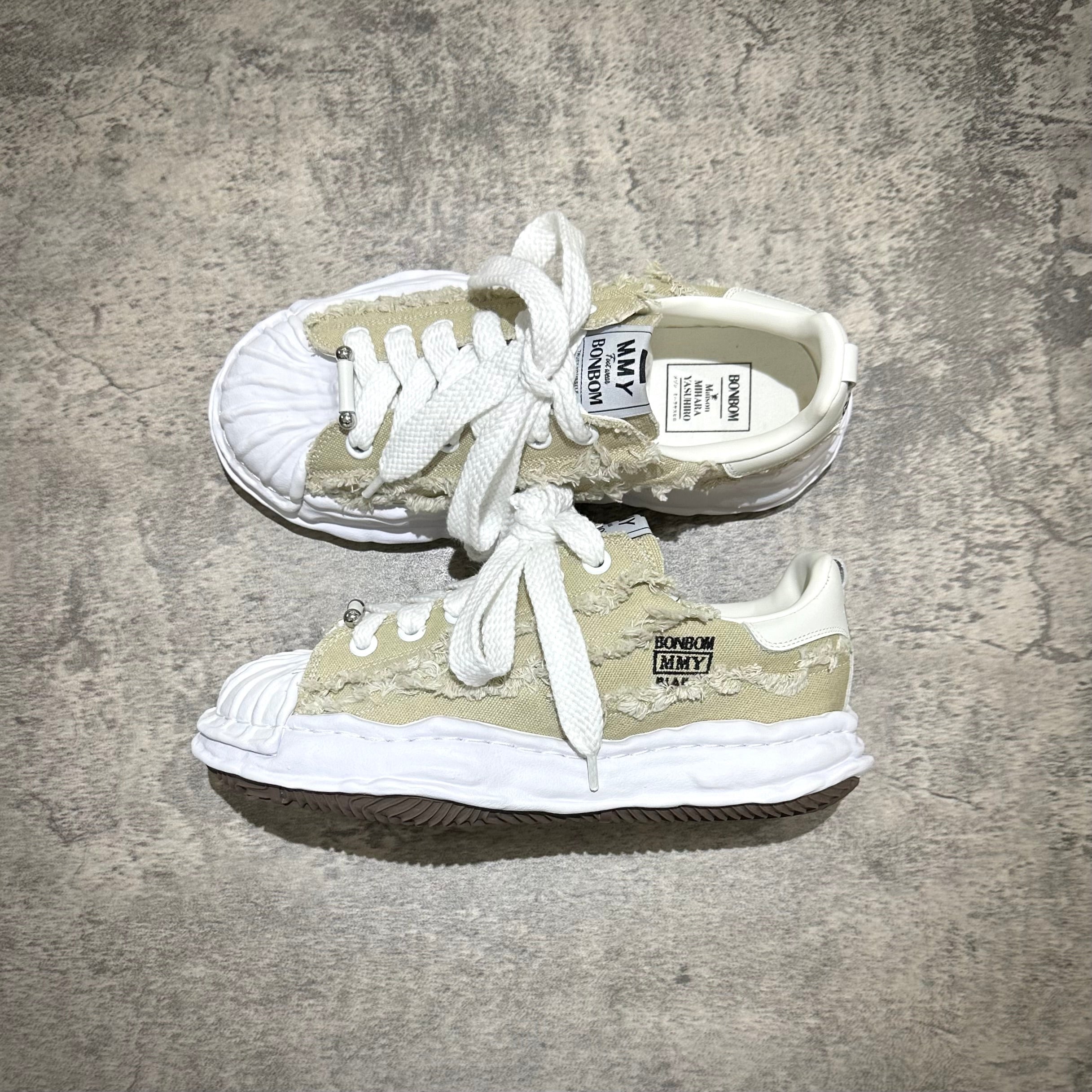 BONBOM x Maison Mihara Yasuhiro MMY BLAKEY OG Canvas - Beige Sku: C14FW702 - Beige