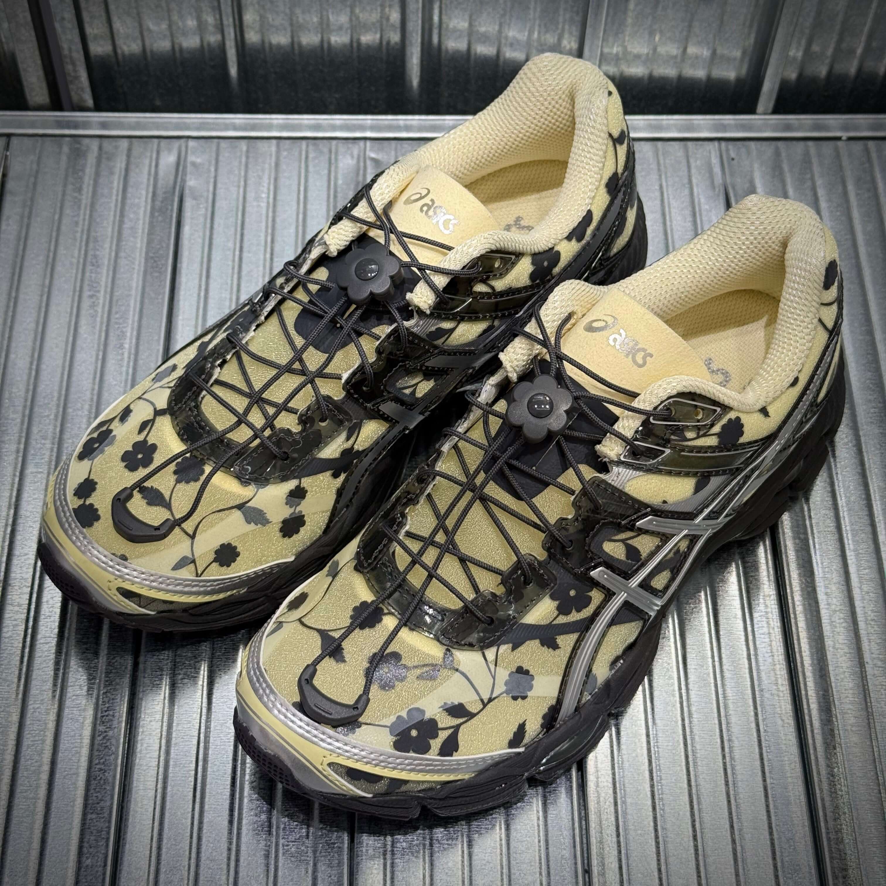 Cecilie Bahnsen x Aics Gel-Cumulus 16 SSCB 1203A762-750 Ivory / Black