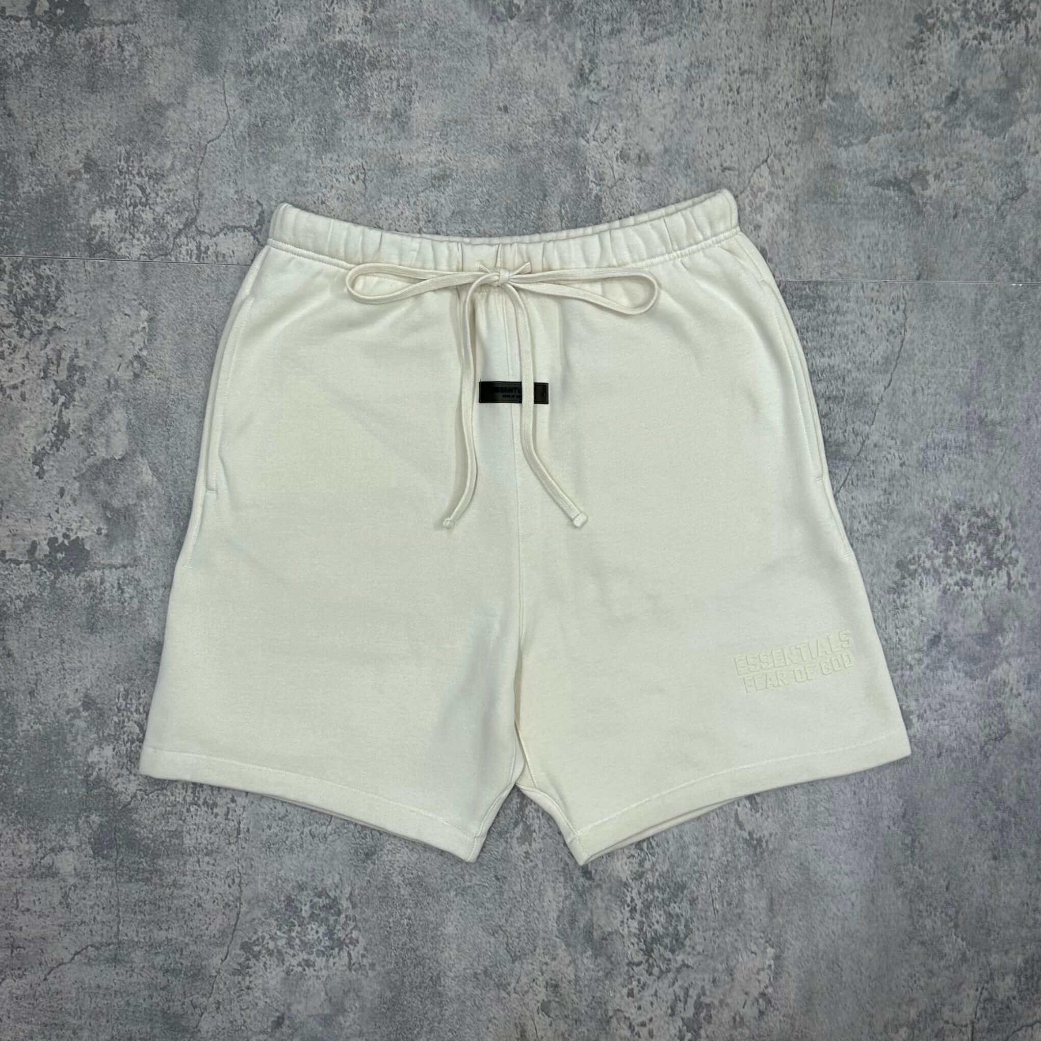 FOG Essentials Sweat Shorts FW22 - Egg Shell | In stock