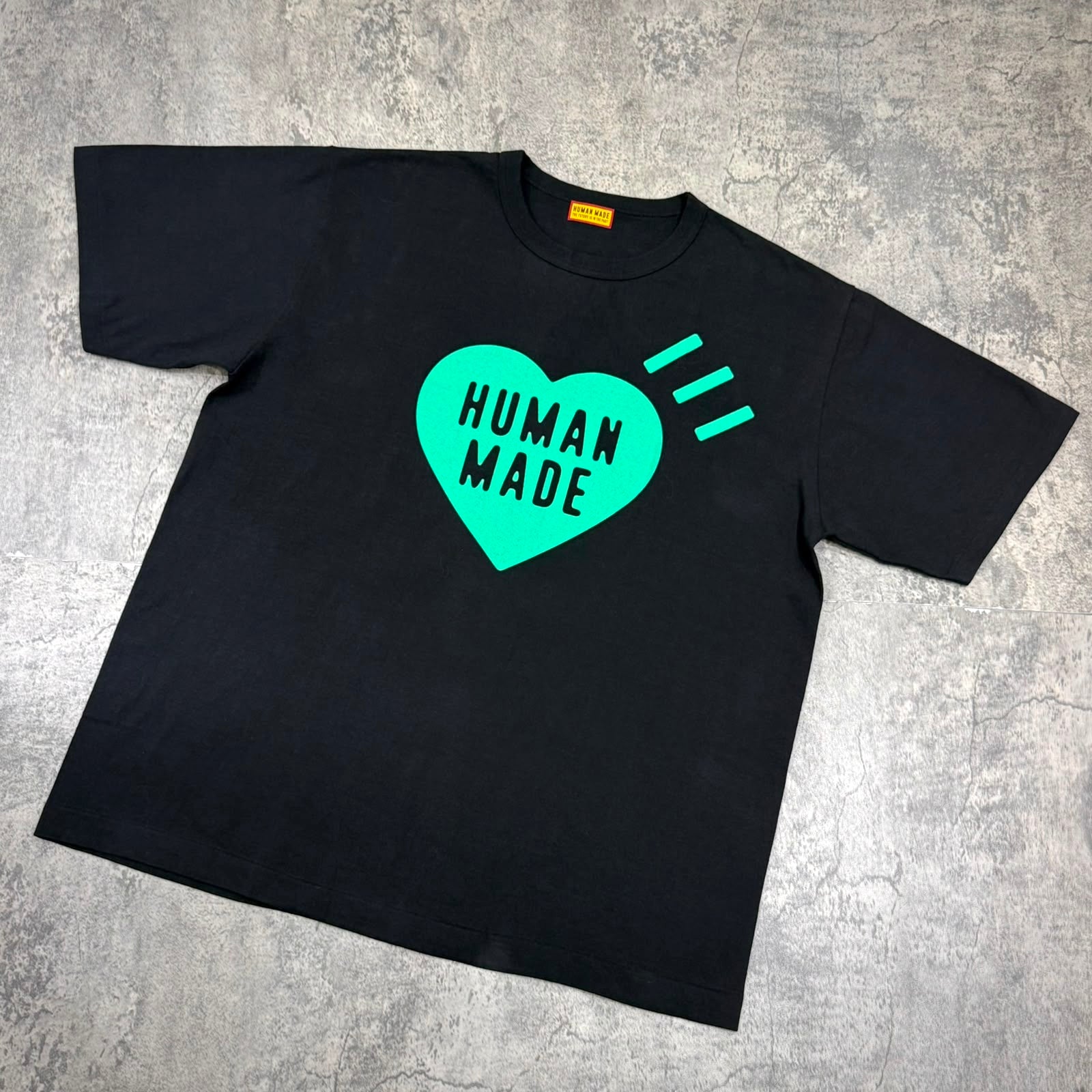 預訂 Human Made Bangkok 曼谷 限定 Elephant Graphic Tee,黑色短袖T恤,印有綠色"HUMAN MADE"圖案