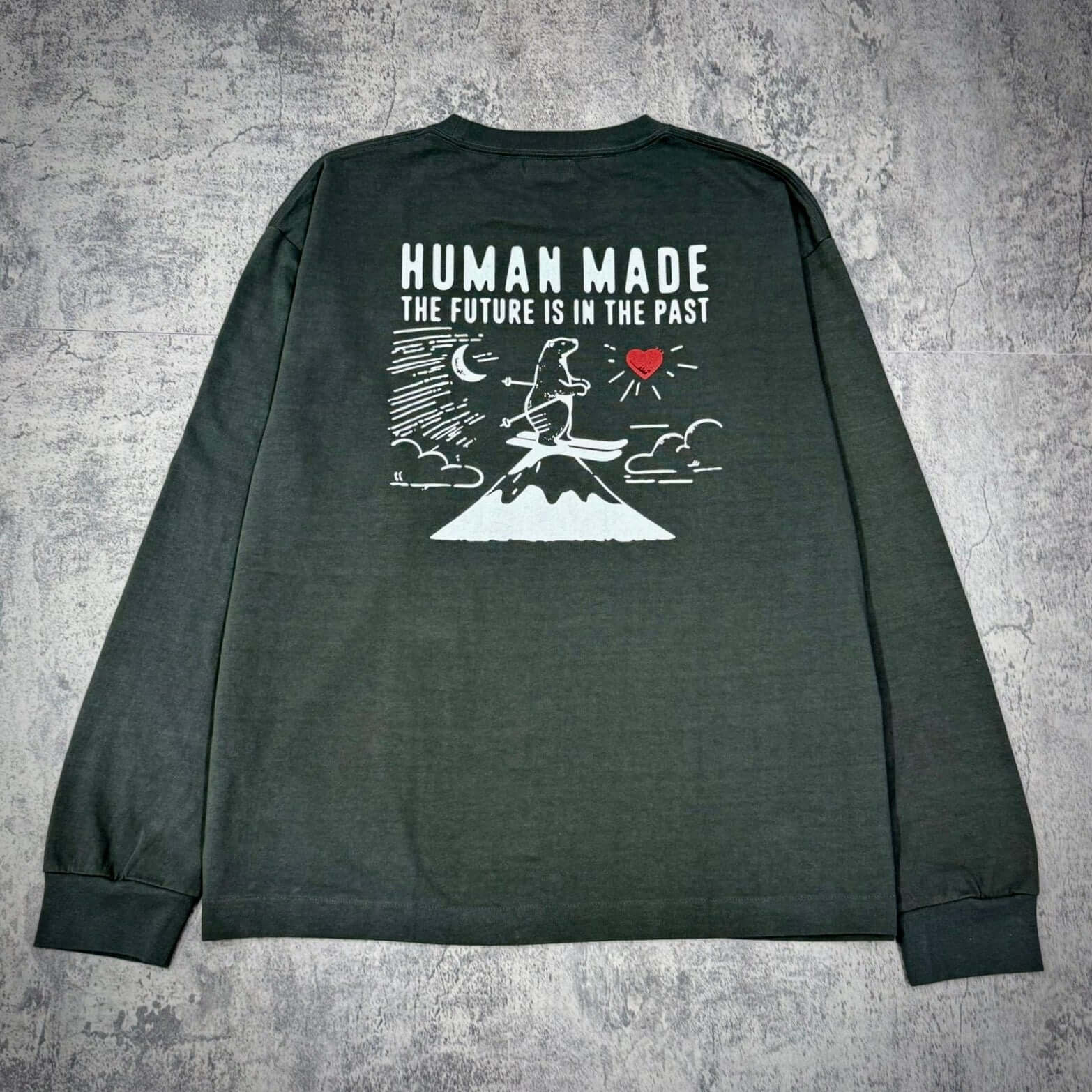現貨 Human Made Graphic LS Tee HM30CS027 - Black / Charcoal 背面圖案顯示未來與過去的關聯