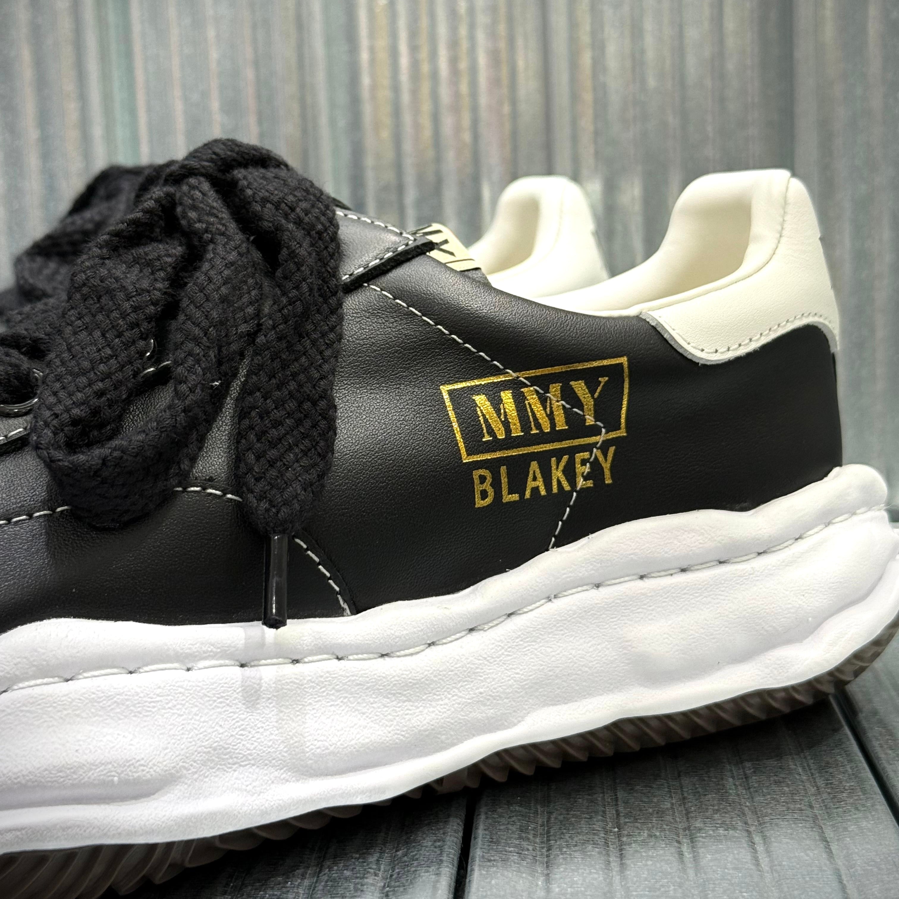 Maison Mihara Yasuhiro MMY BLAKEY OG Leather A06FW702 - Black