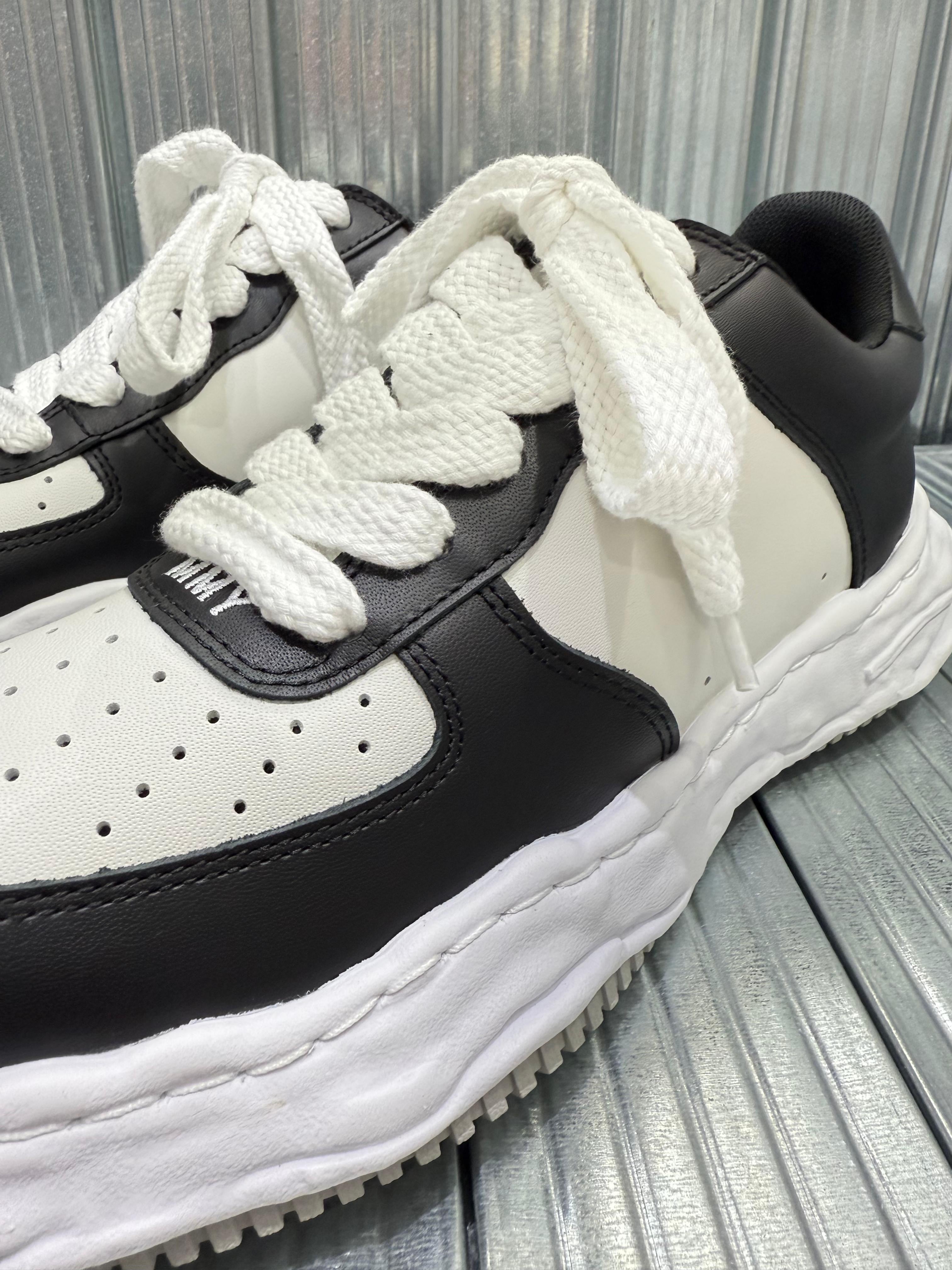 Maison Mihara Yasuhiro MMY WAYNE OG Leather - Black/White A08FW706
