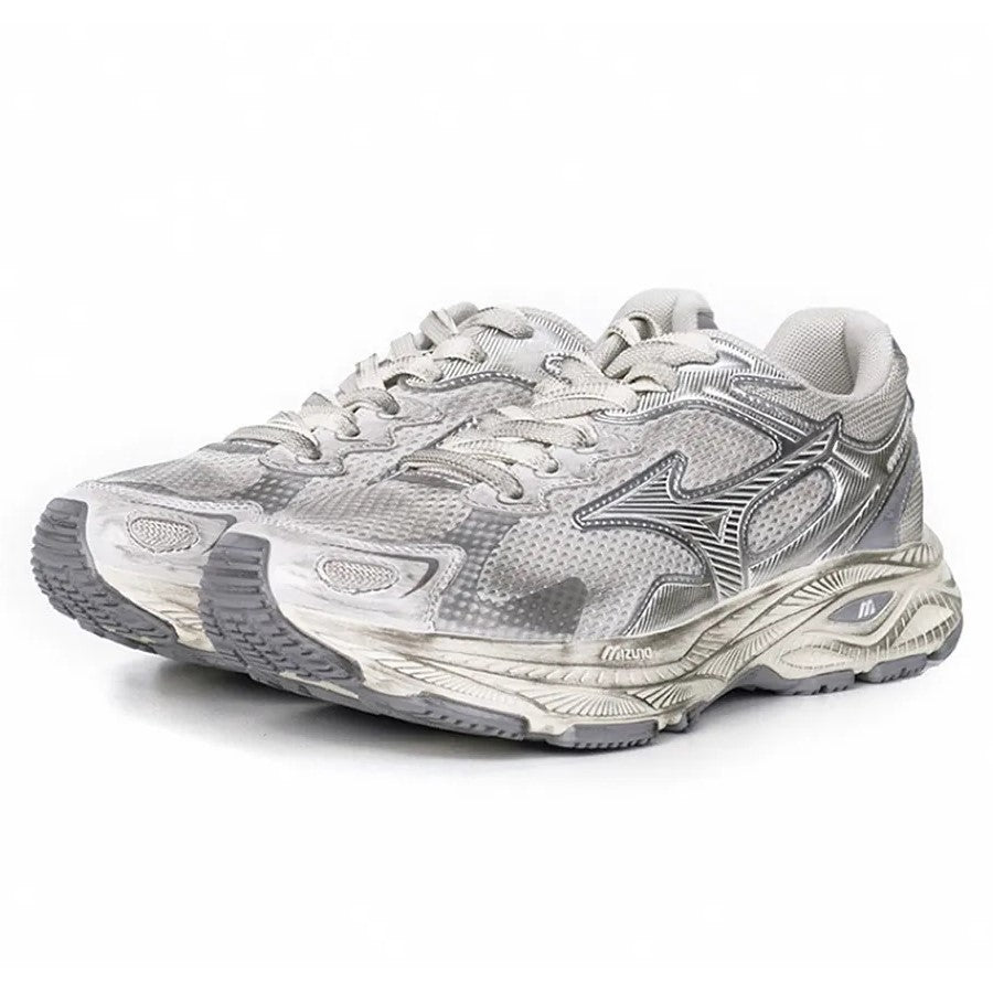 Mizuno Racer S - Liquid Silver