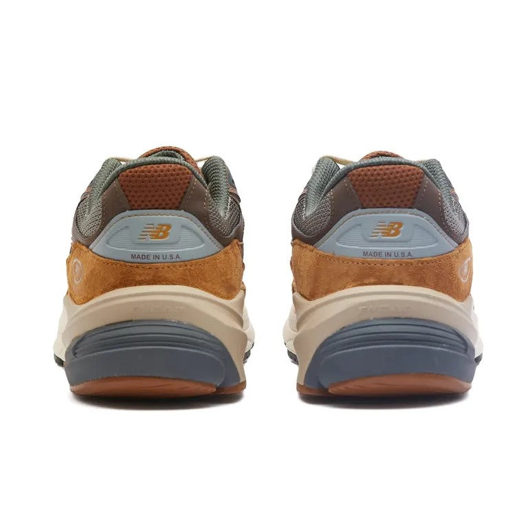NEW BALANCE M990CH6 CARHARTT WIP 990V6