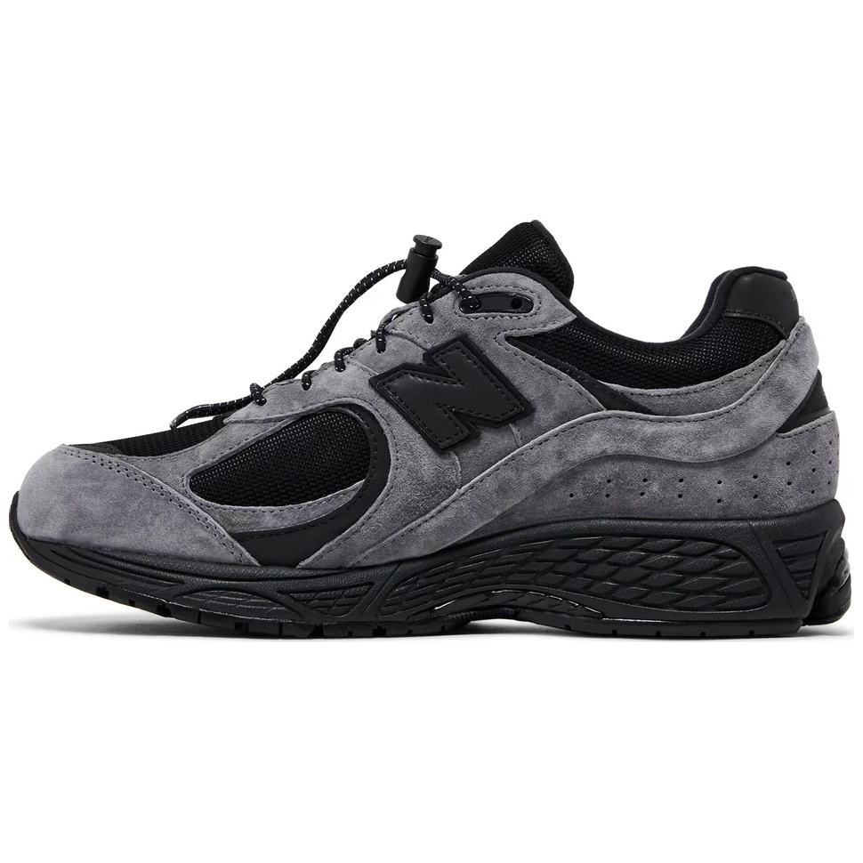 New Balance x JJJJound 2002R Gore-Tex - Charcoal