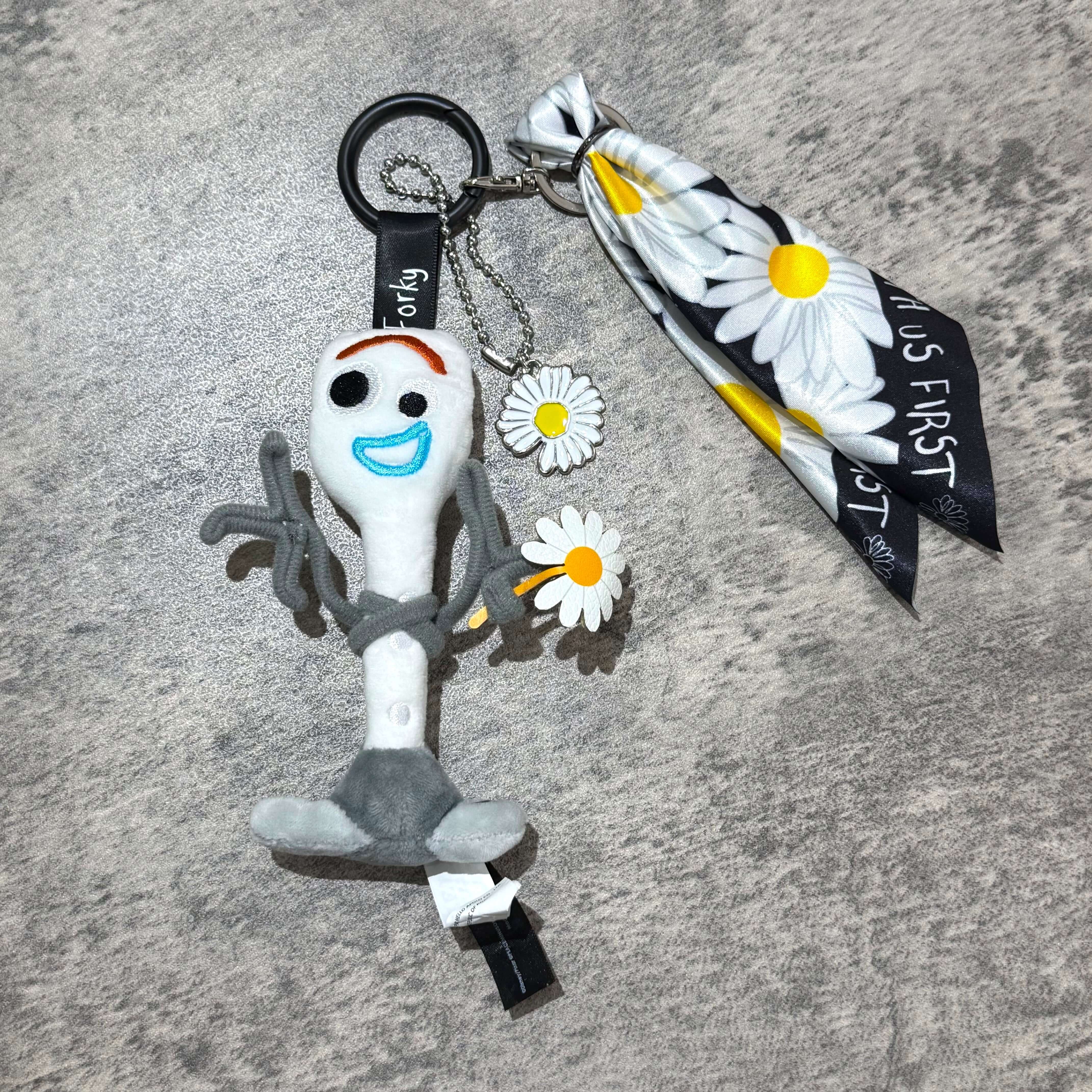 PEACEMINUSONE x Toy Story The First Fan - Plush Keyring 盲盒 (已開) 的可愛玩偶鑰匙圈和綁帶