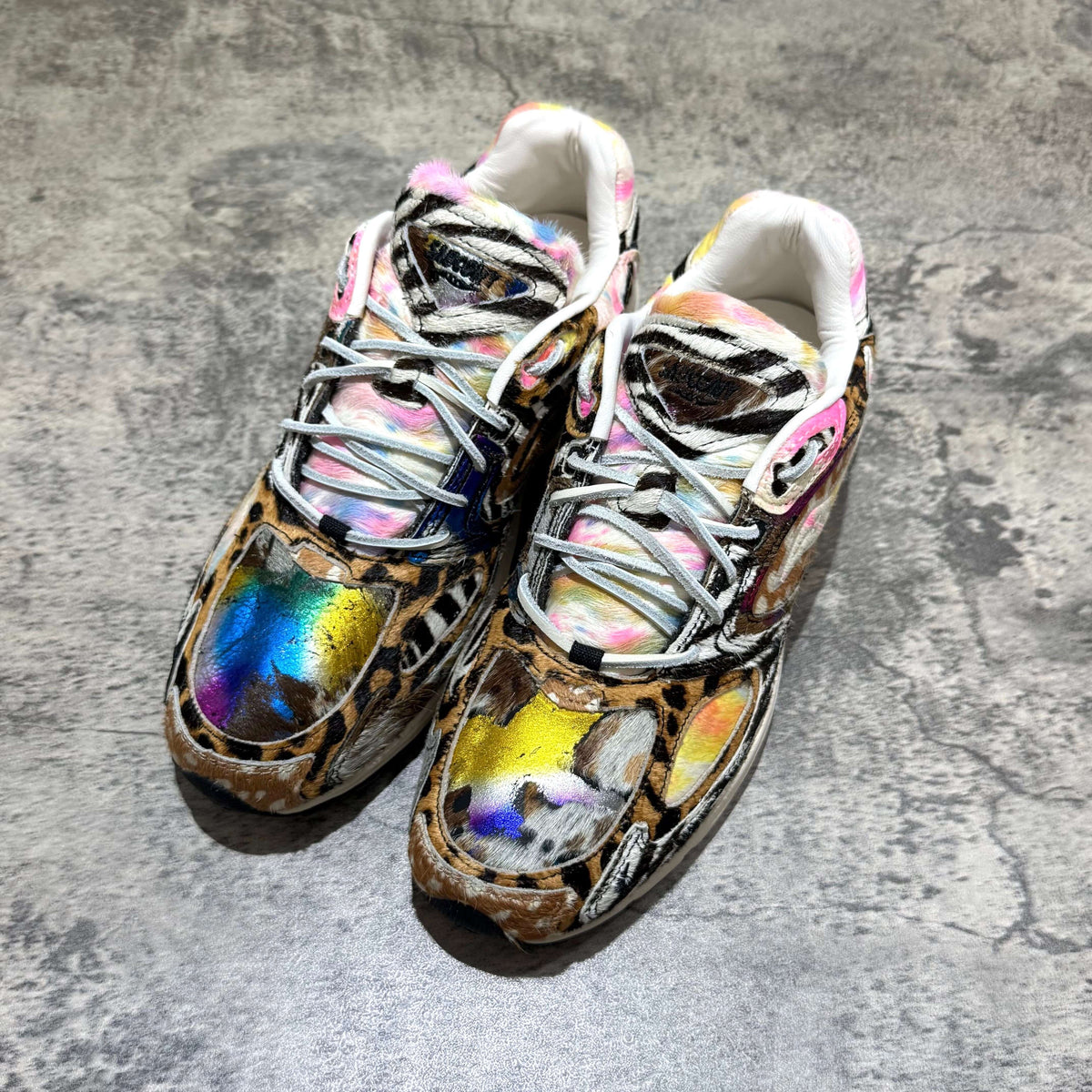 Saucony x Westside Gunn Grid Jazz 9 Awesome God sneakers featuring vibrant colors and unique design. wear43way