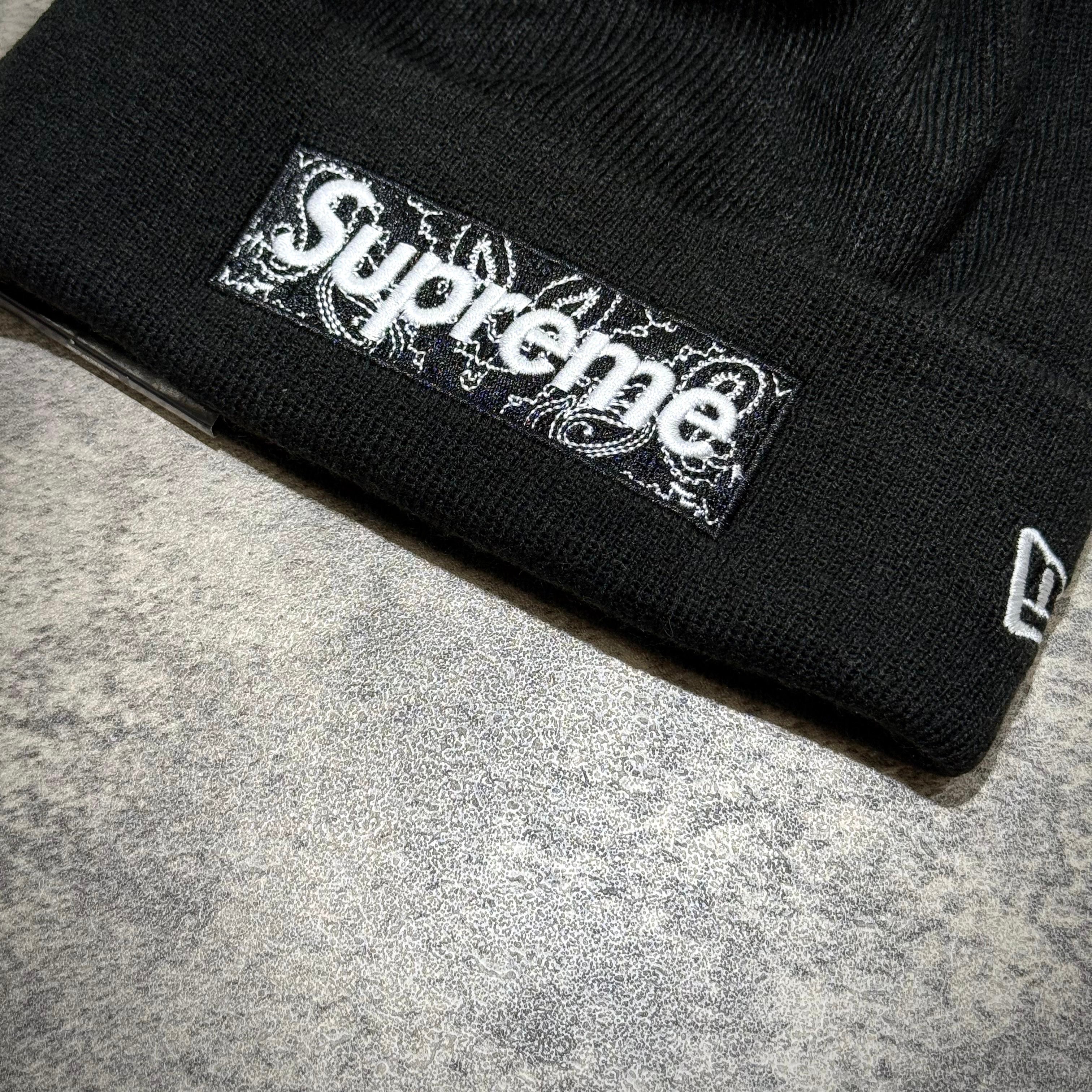 Supreme New Era Bandana Box Logo Beanie - Black logo