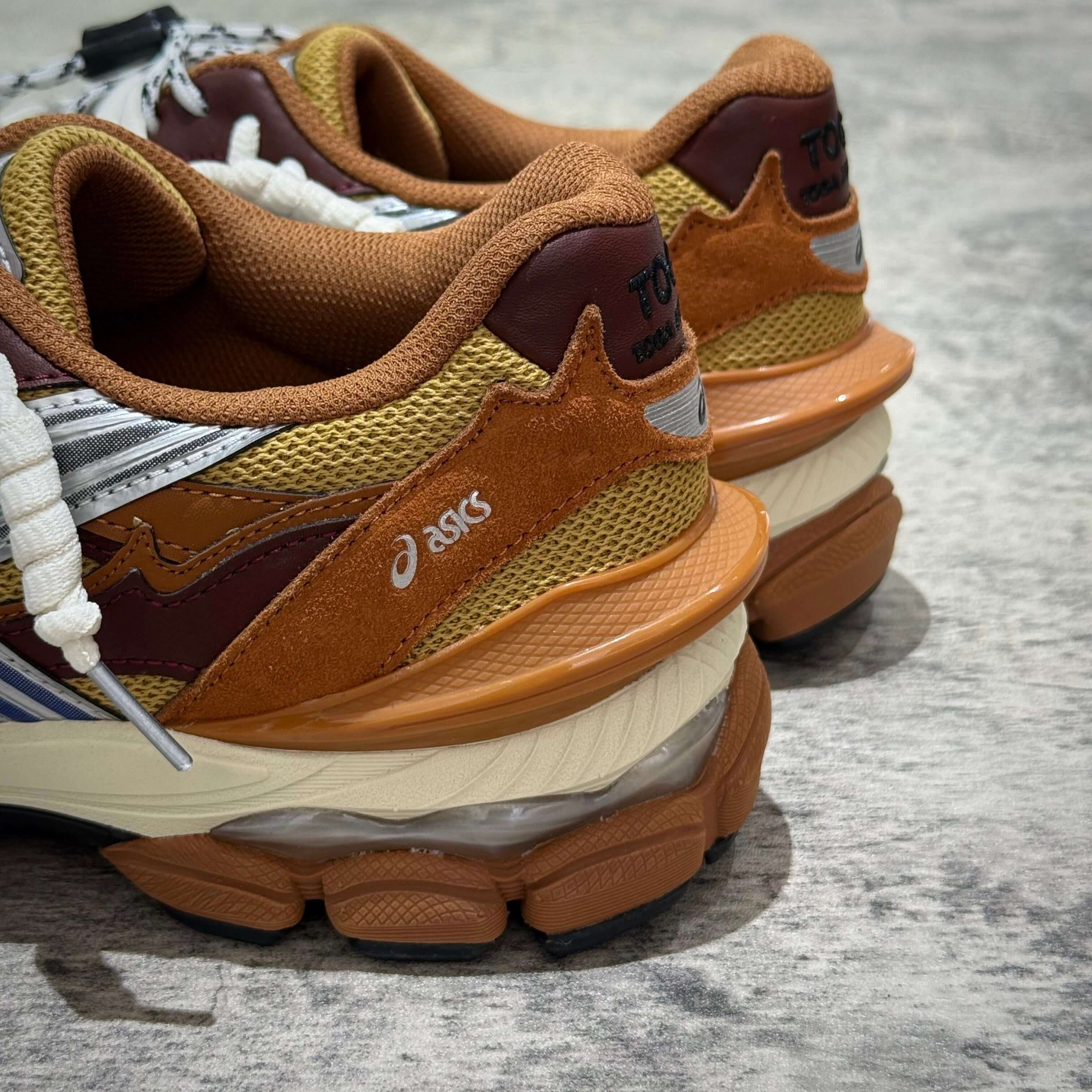 Toga x Asics Gel-Cumulus 16 - Brown Blue Silver