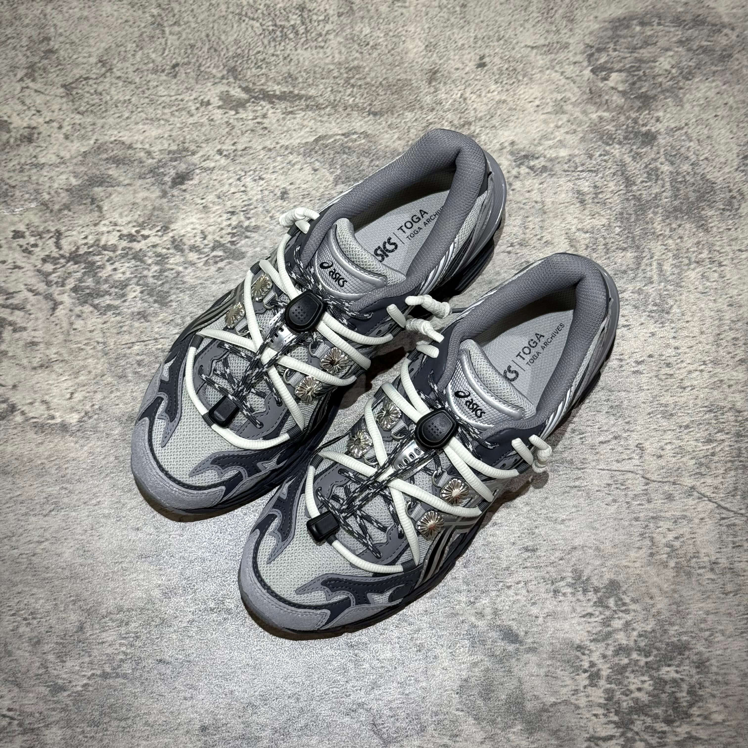 Toga x Asics Gel-Cumulus 16 - Grey Black Silver