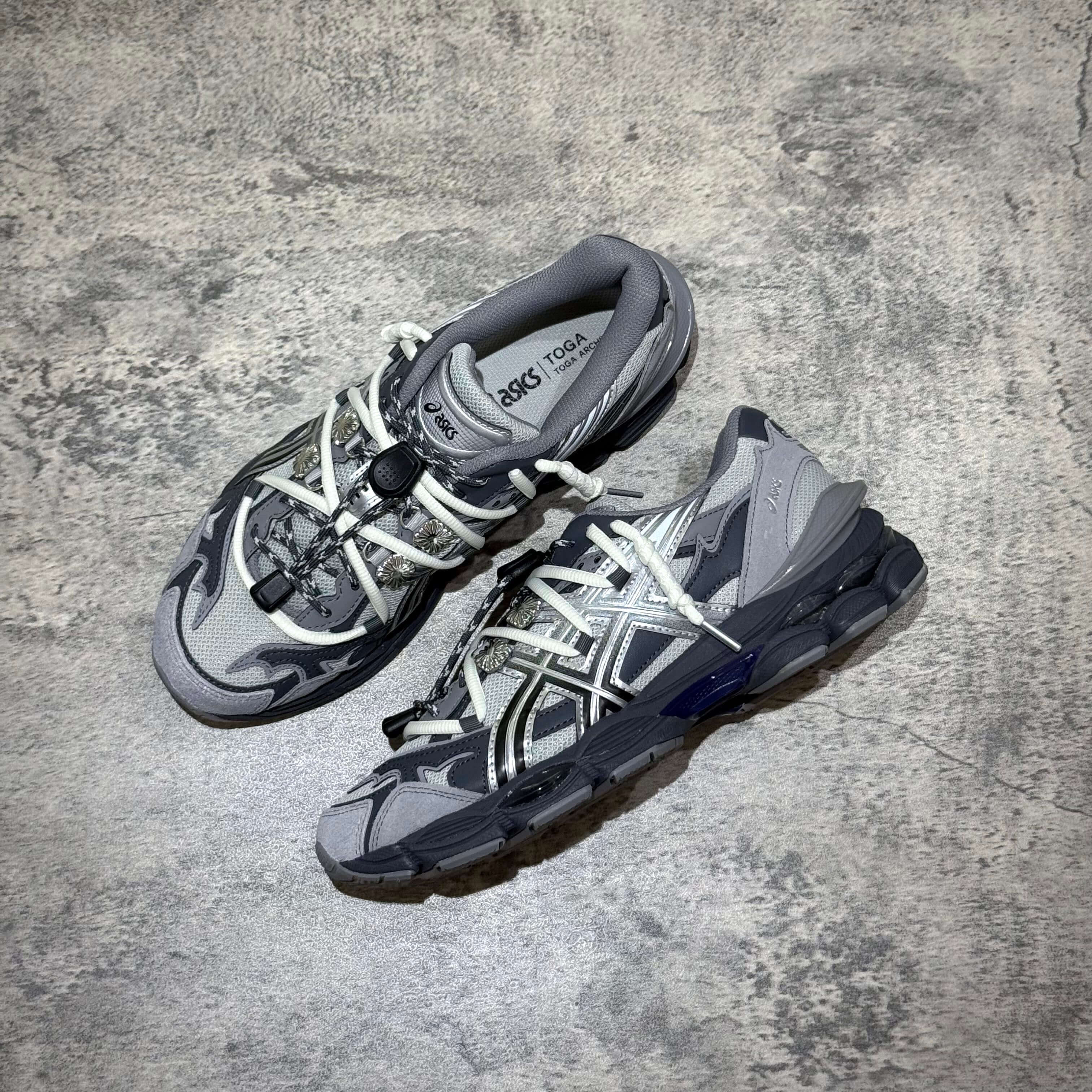 Toga x Asics Gel-Cumulus 16 - Grey Black Silver