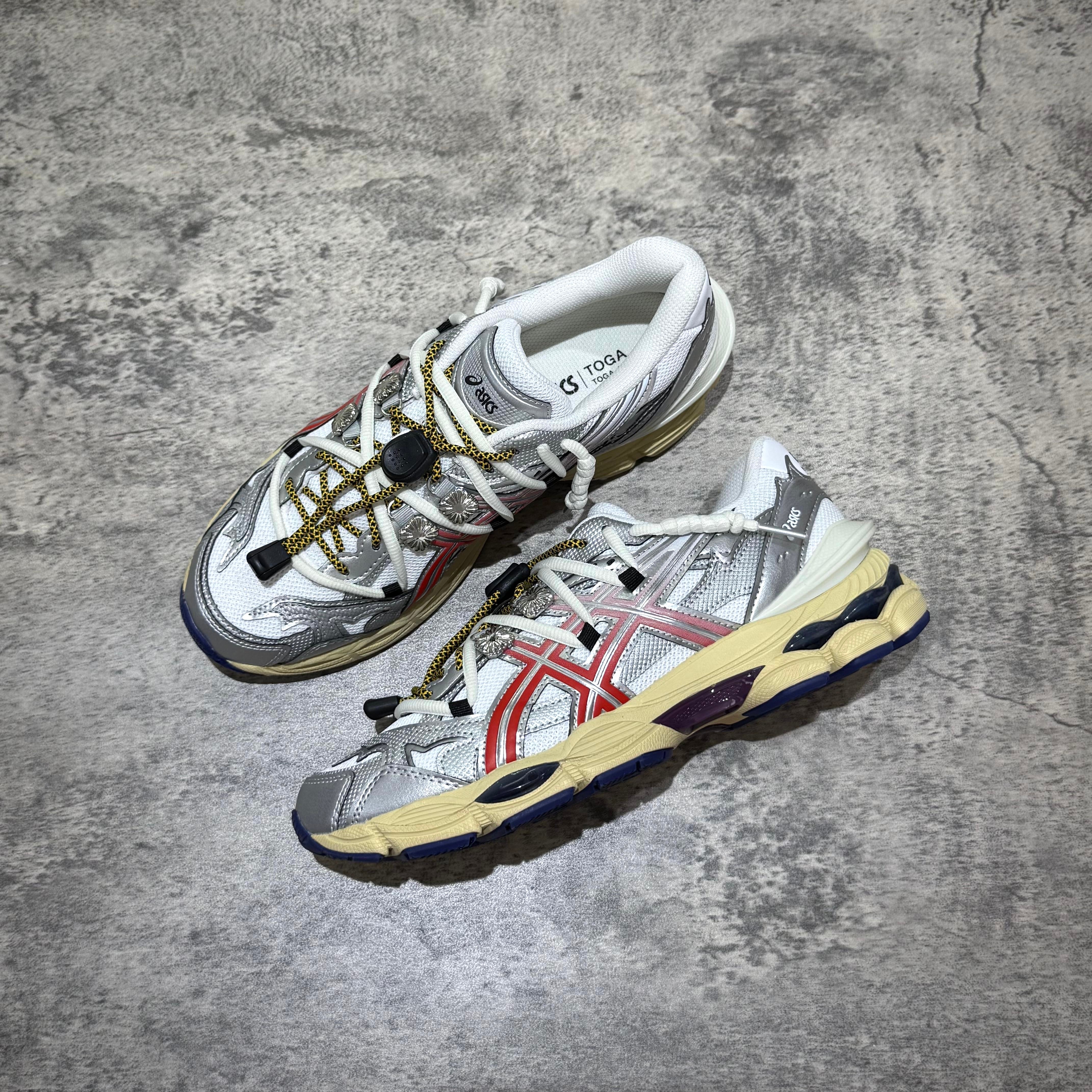 Toga x Asics Gel-Cumulus 16 - White Red Silver