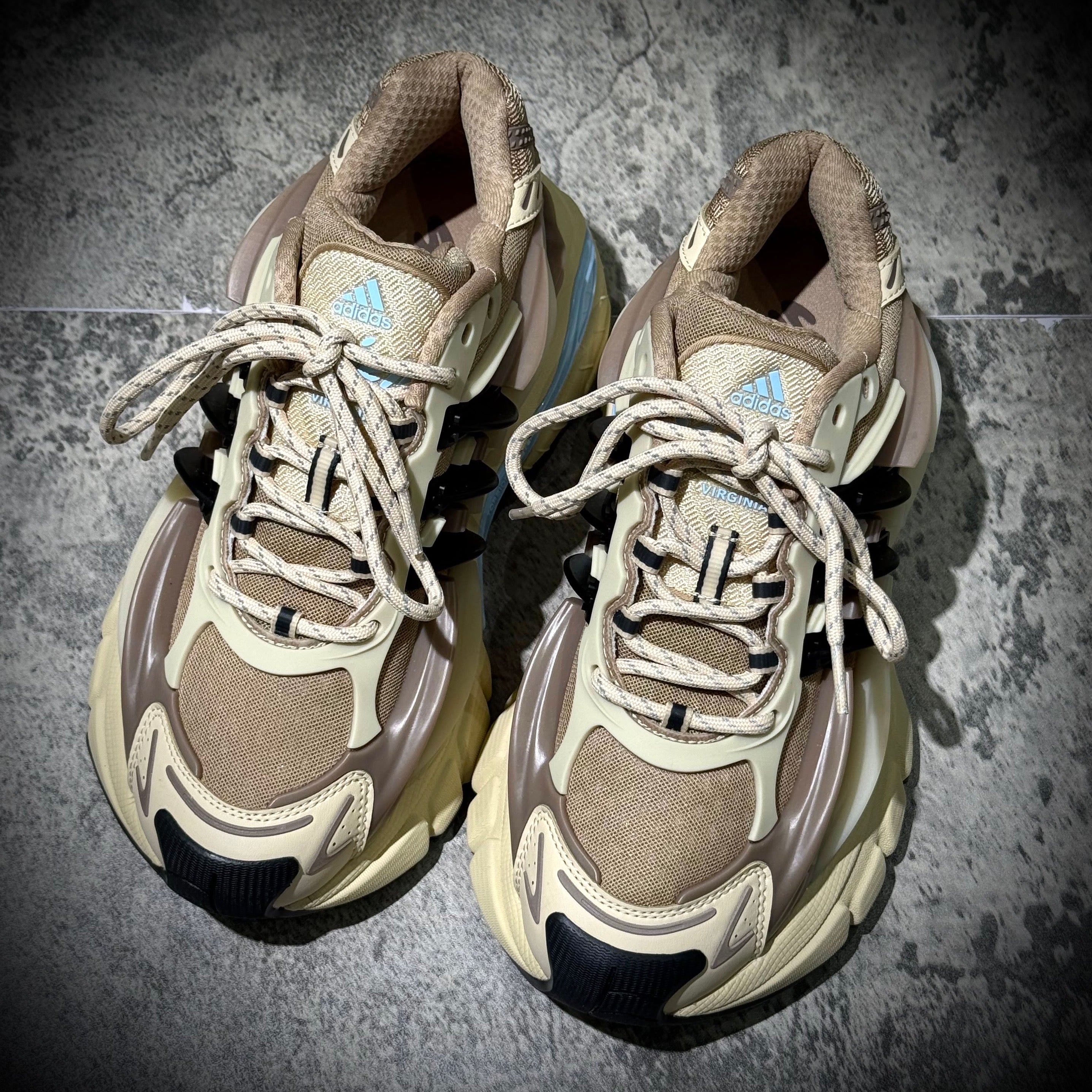 adidas Adistar Jellyfish by Pharrell Williams Crystal Sand KH6729 sneakers with unique biomorphic design