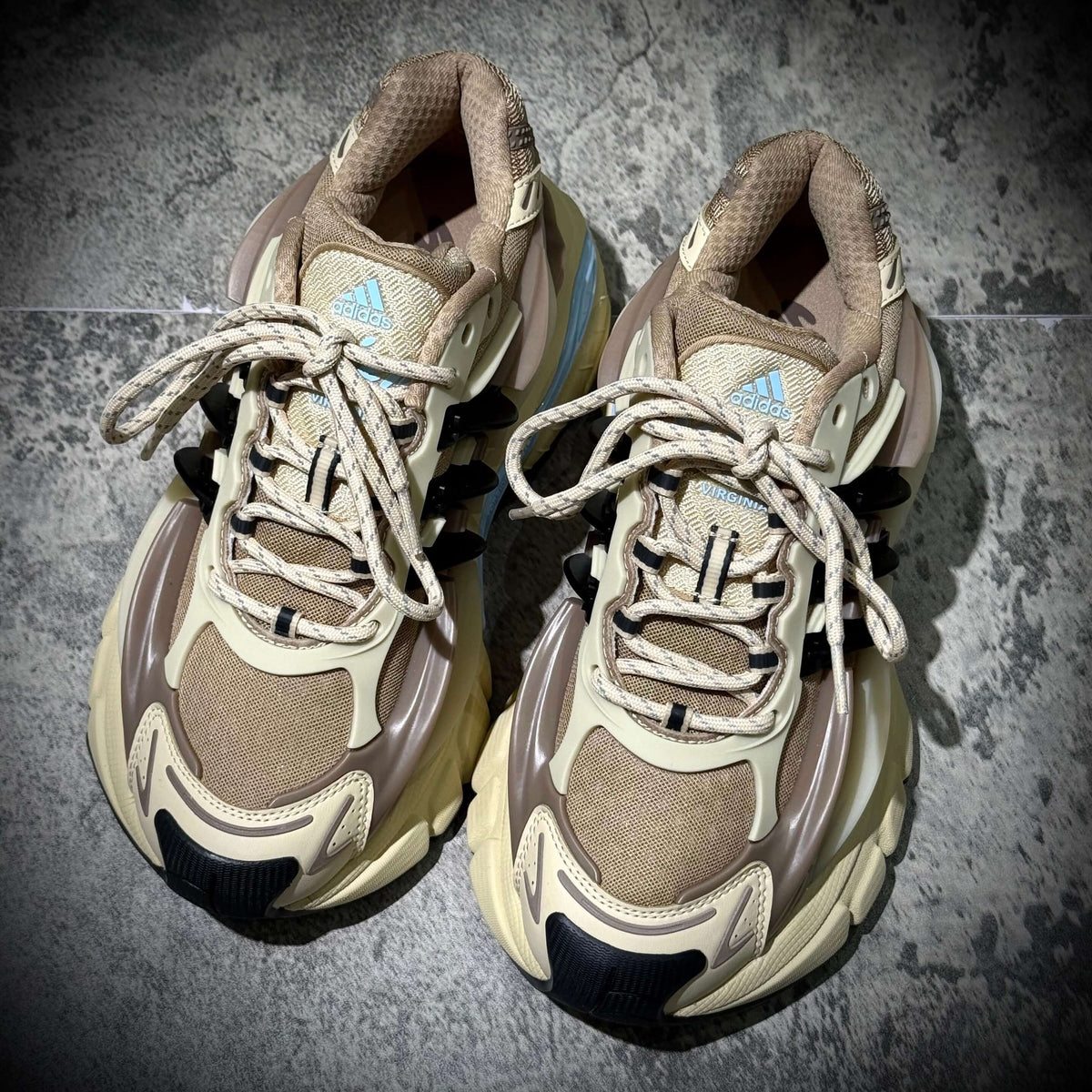 adidas Adistar Jellyfish by Pharrell Williams Crystal Sand KH6729 sneakers with unique biomorphic design