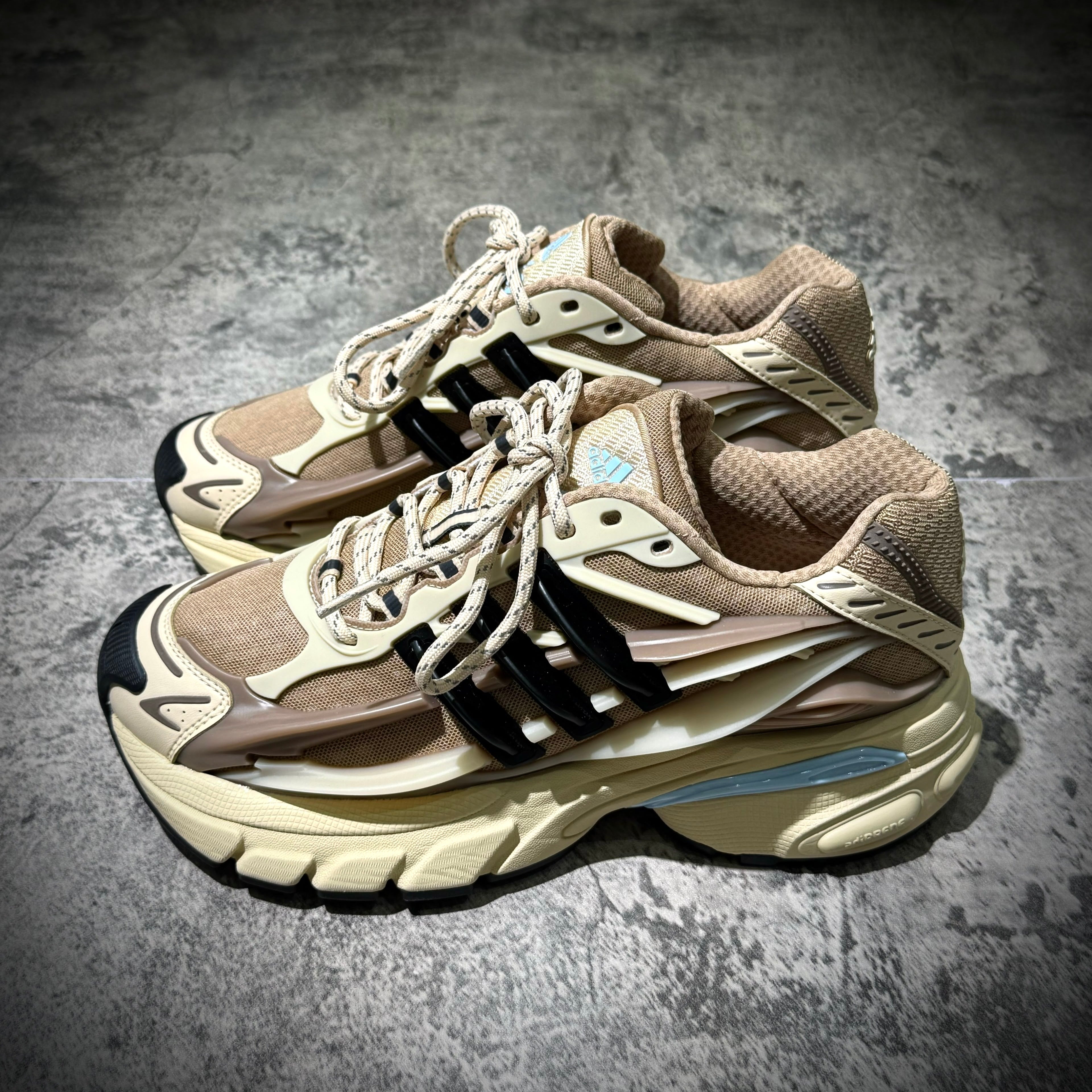 adidas Adistar Jellyfish by Pharrell Williams Crystal Sand KH6729 sneakers in sandy beige and black colorway.