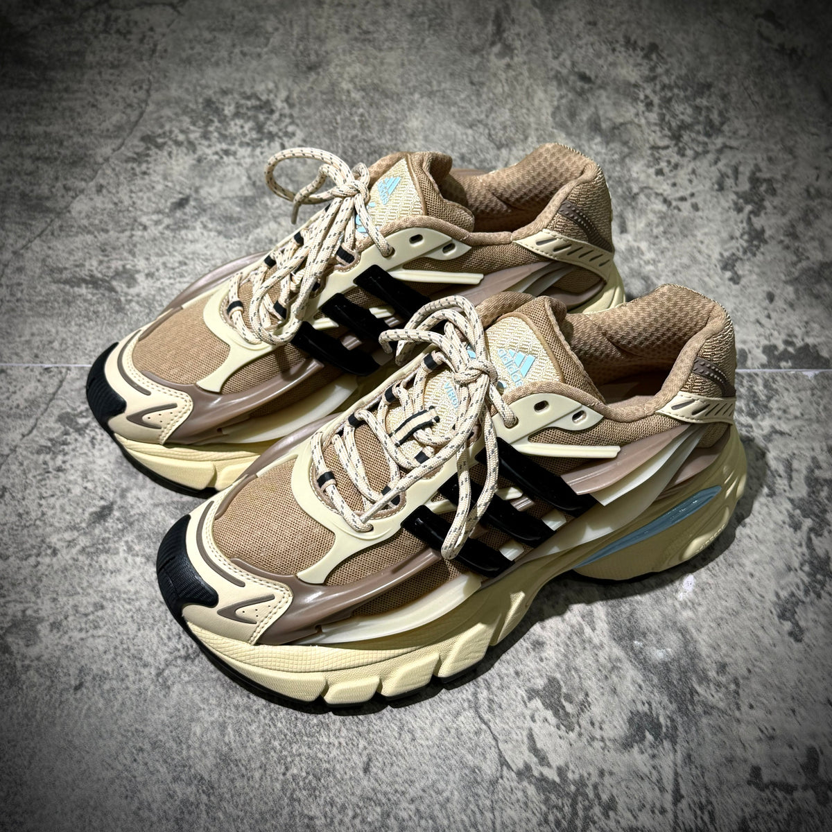 adidas Adistar Jellyfish by Pharrell Williams Crystal Sand KH6729 stylish sneakers with beige and black accents