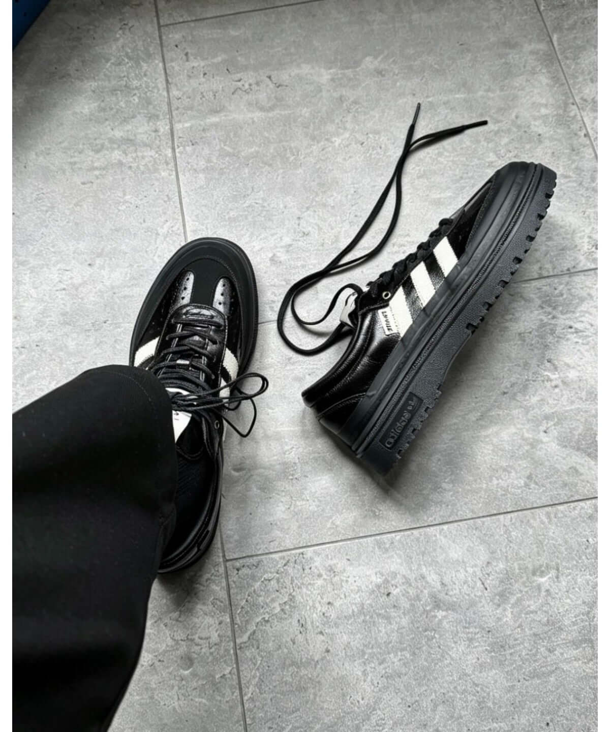 adidas Samba LX Freizeit x Song For The Mute 黑色運動鞋展示圖