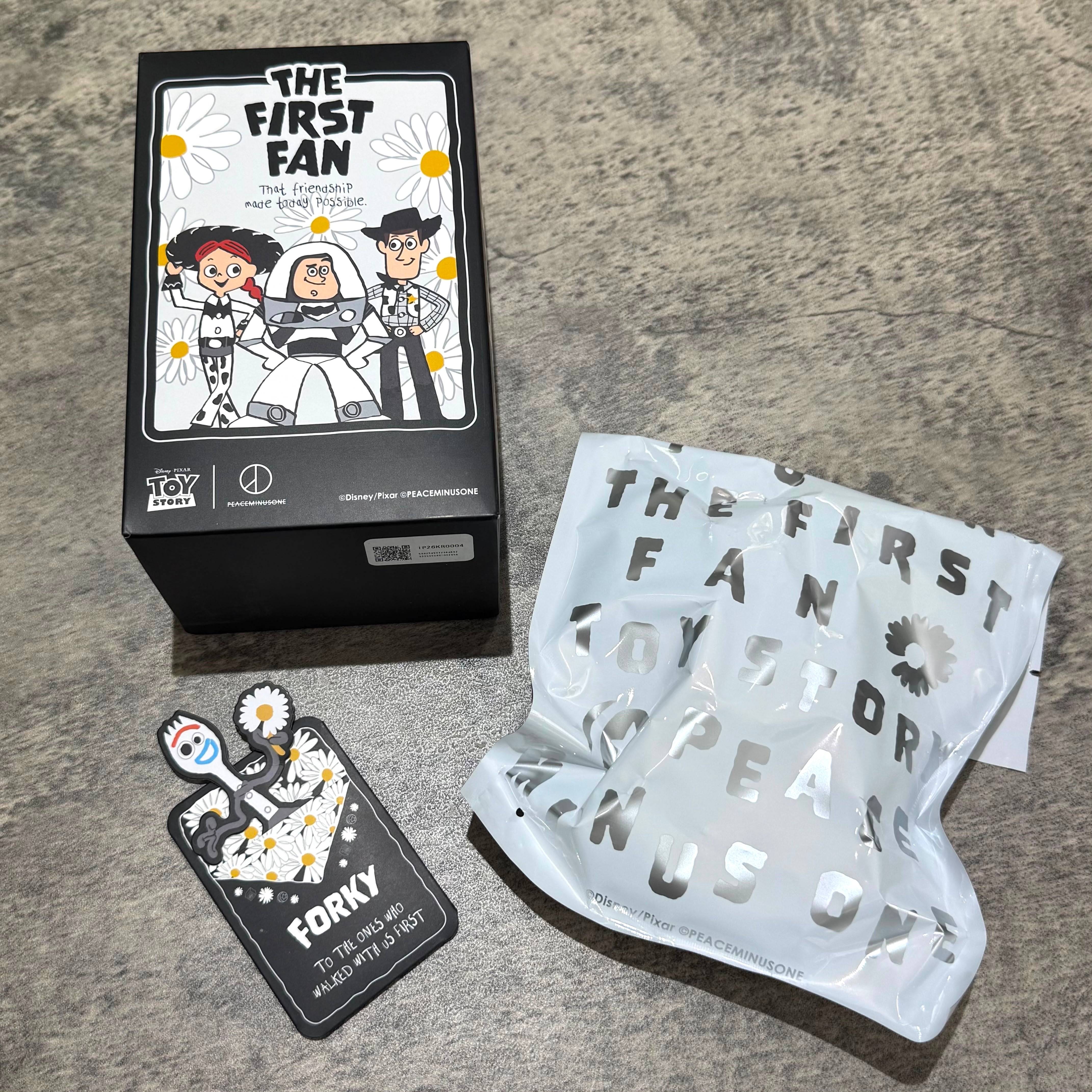 PEACEMINUSONE x Toy Story The First Fan - Blind Box Plush Key Ring packaging and Forky tag