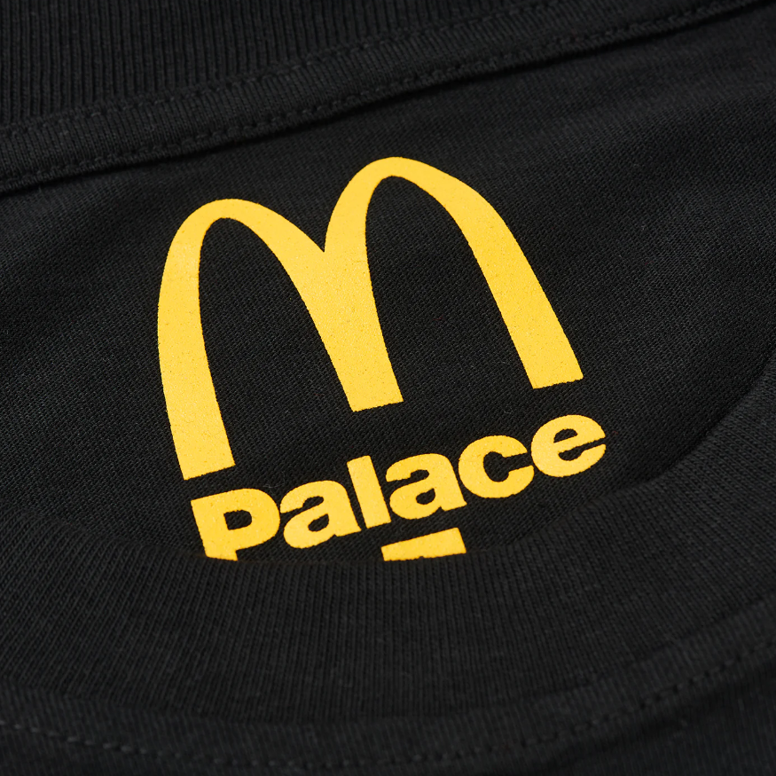 Palace McDONALD'S Sign T-Shirt - Black