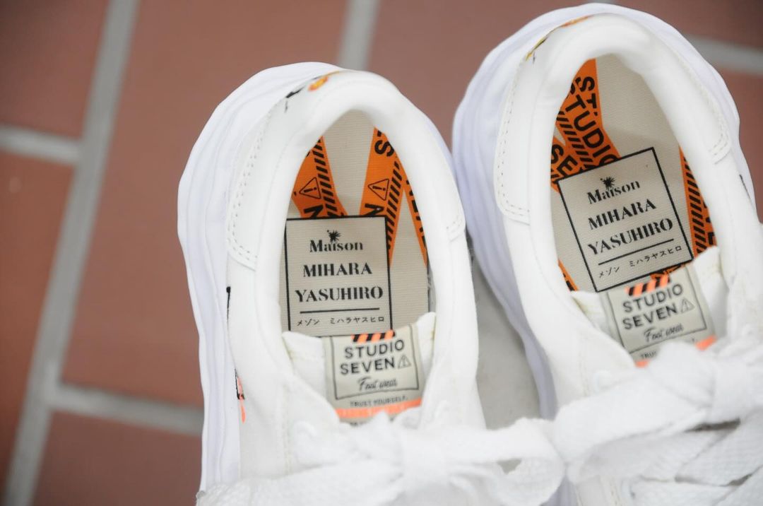 現貨 Seven Studio x MMY BLAKEY OG Canvas - White