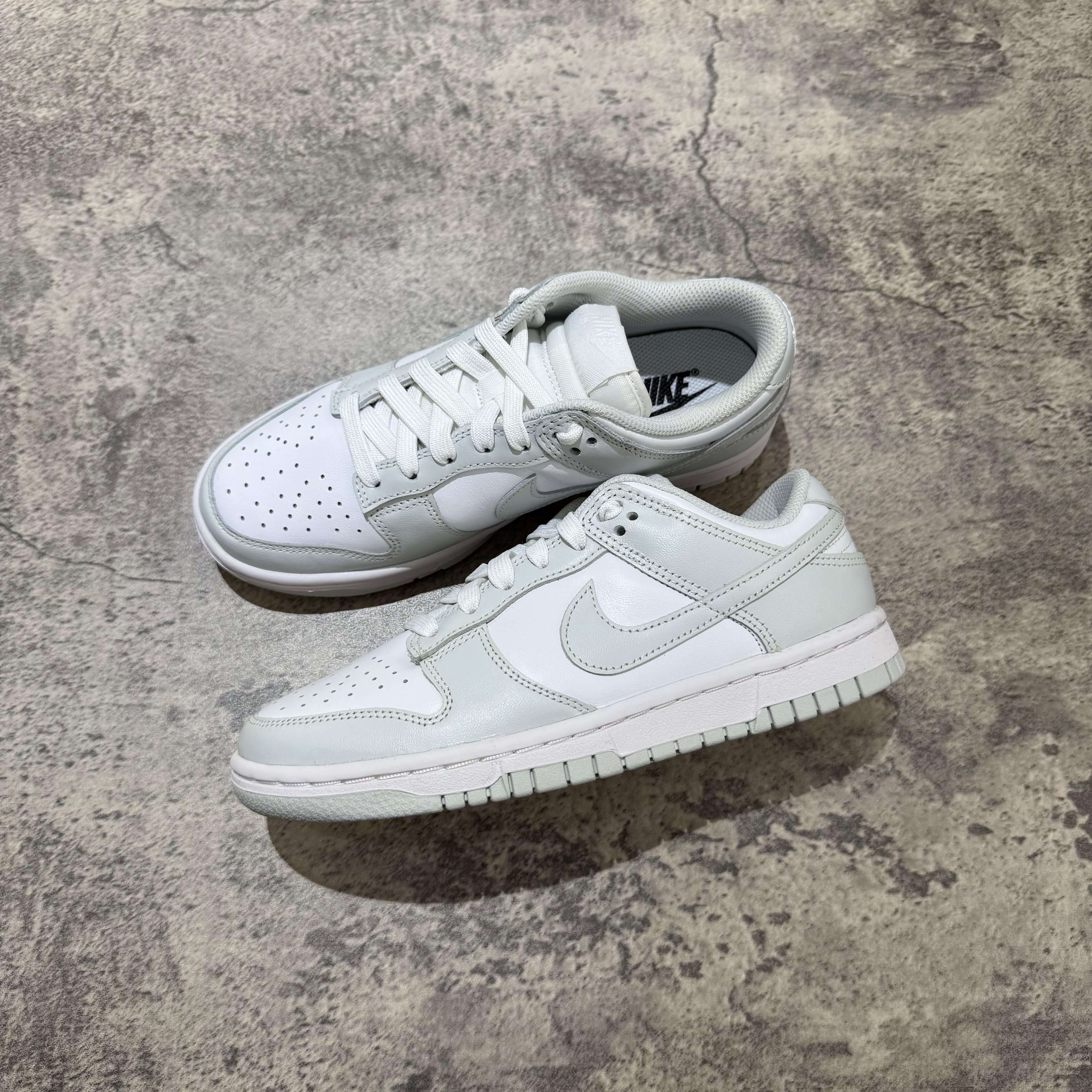 現貨 Nike Dunk Low Photon Dust (女裝)