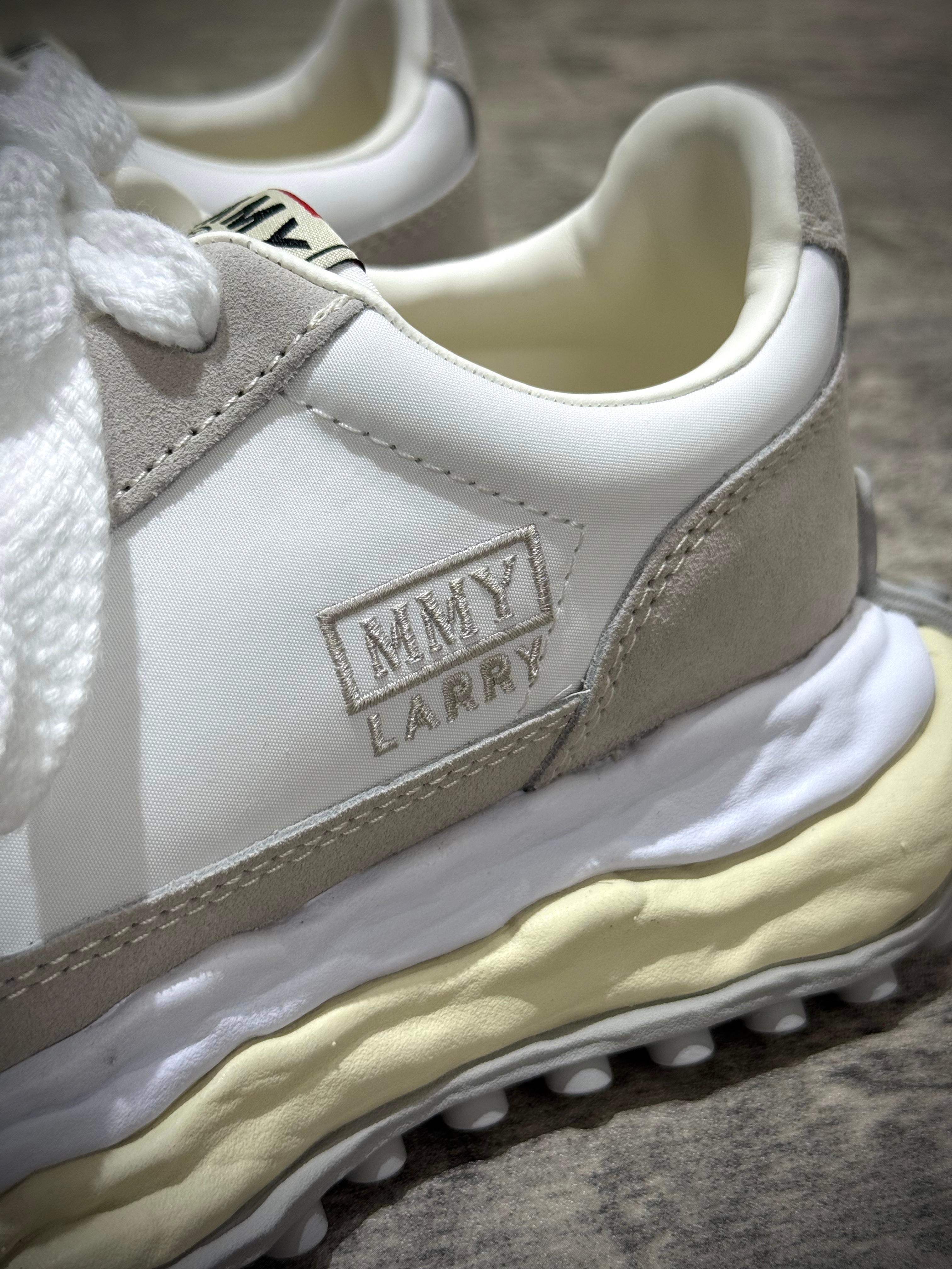 MMY Larry Leather Low - White