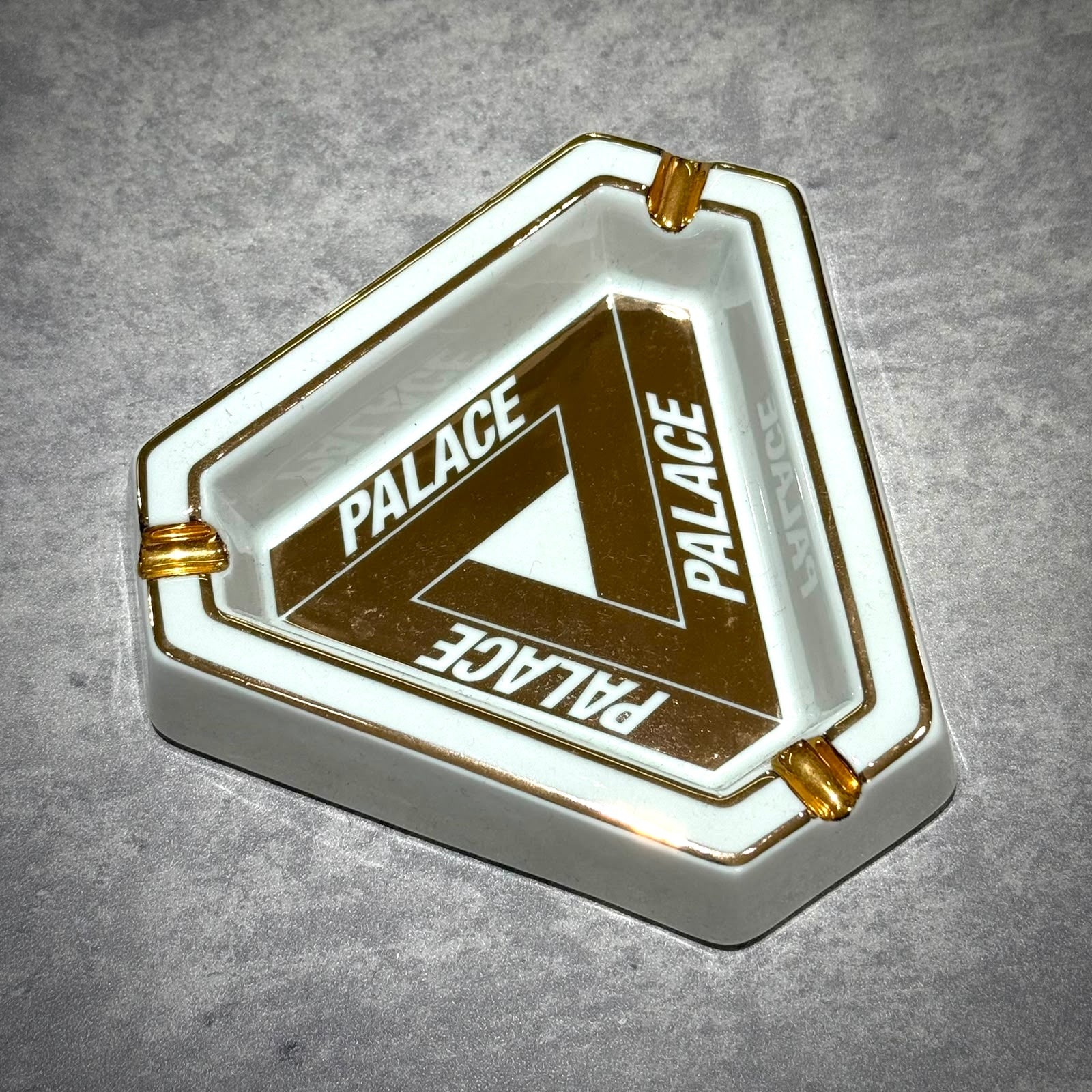 Palace Tri-Ferg Ashtray - White/Gold