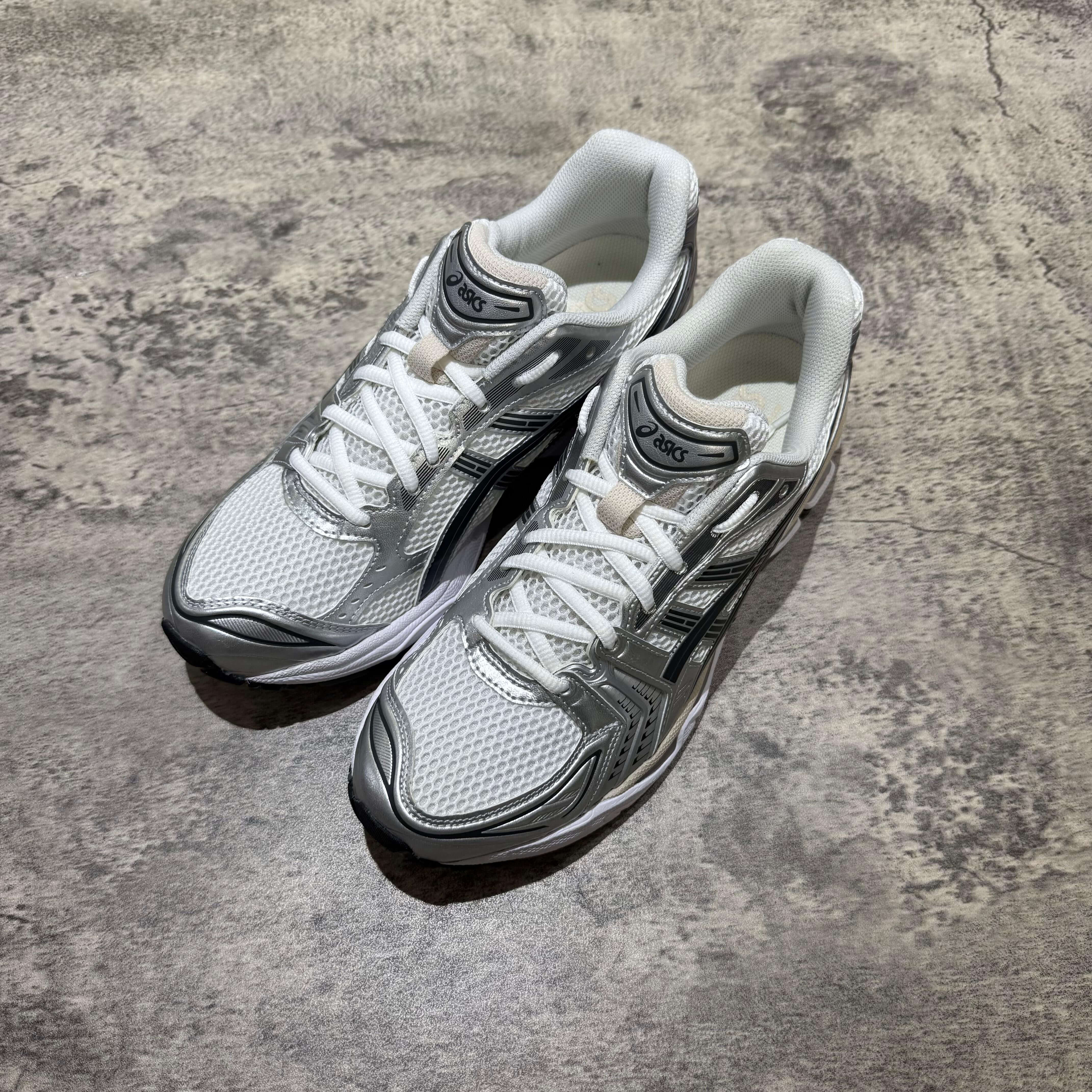 Asics Gel Kayano 14  White / Graphite Grey