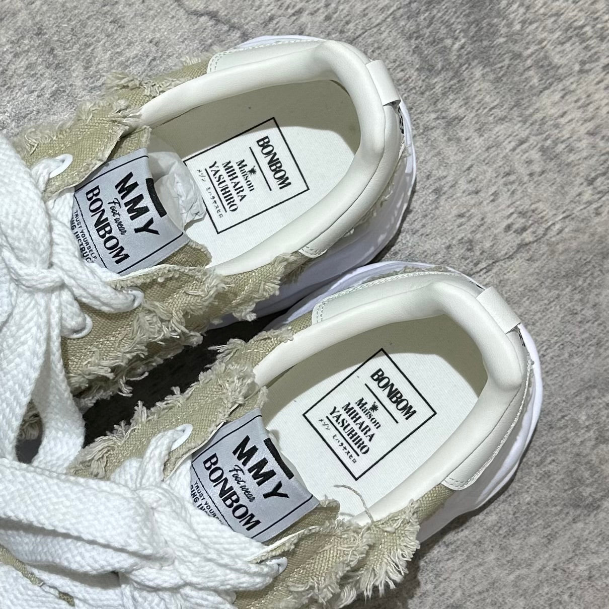 BONBOM x Maison Mihara Yasuhiro MMY&nbsp;BLAKEY OG Canvas - Beige Sku: C14FW702 - Beige 