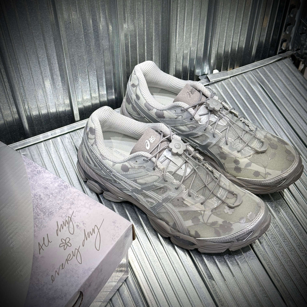 Cecilie Bahnsen x ASICS Gel-Cumulus 16 SSCB - Glacier Grey