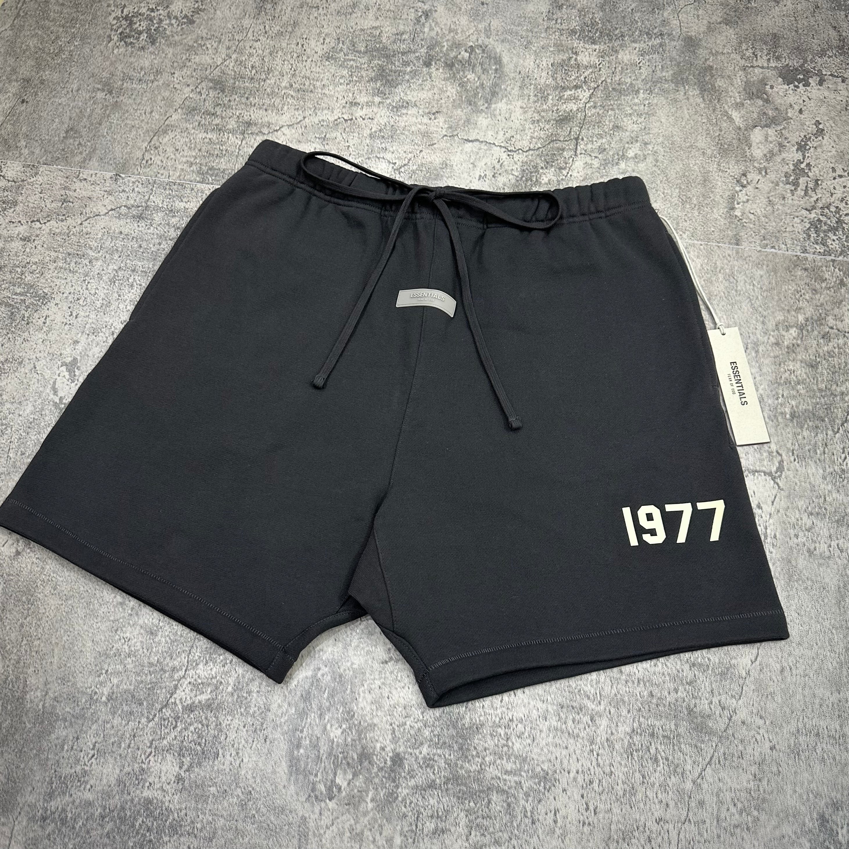 Fear of God Essentials 1977 Sweat Shorts SS22 - Iron logo
