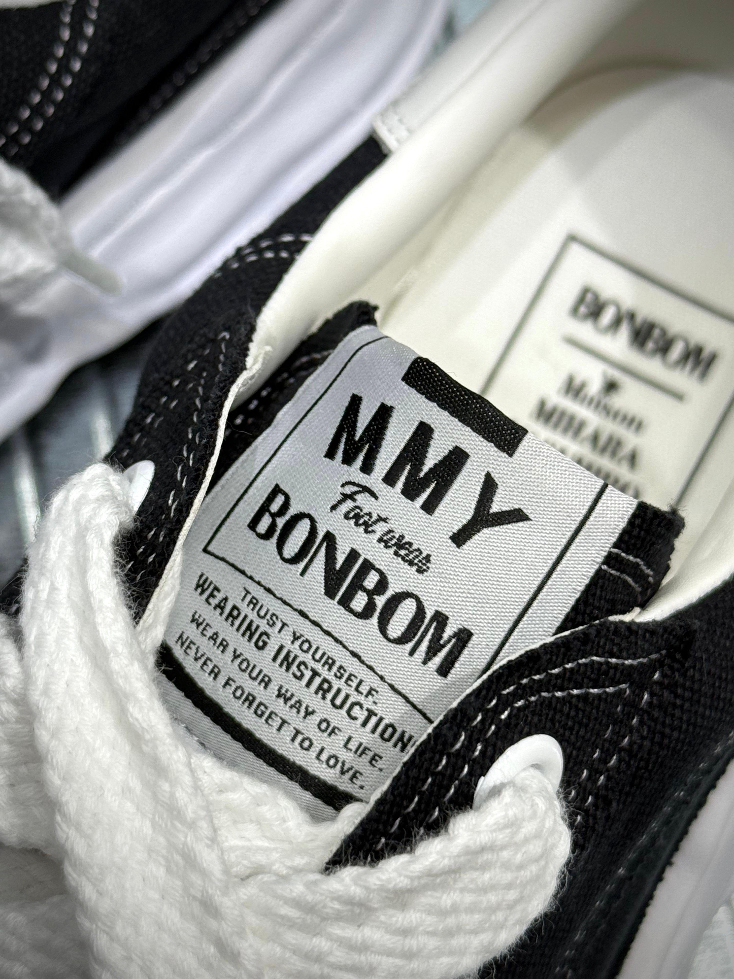BONBOM x MMY Blakey Canvas Low - Black C14FW701