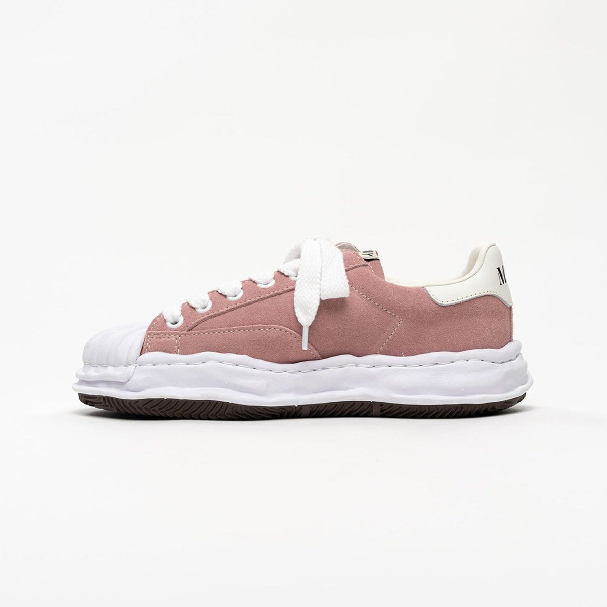 MMY Blakey Suede Low - Pink A17FW745 side view showcasing the suede material and unique sole design.