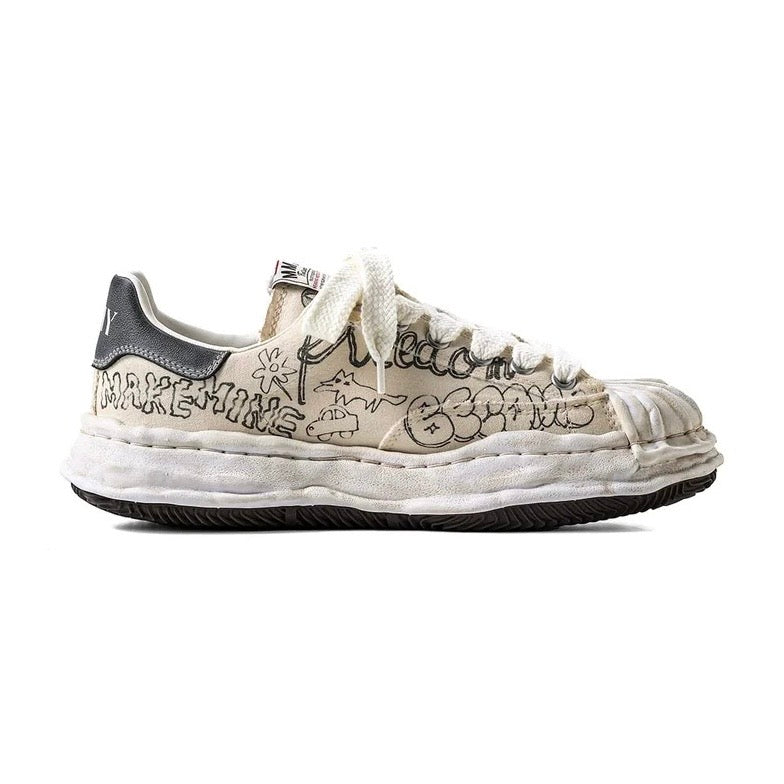 MMY BLAKEY Graffiti Printed Canvas Low sneaker featuring unique graphic designs on the upper in a stylish low-top design.