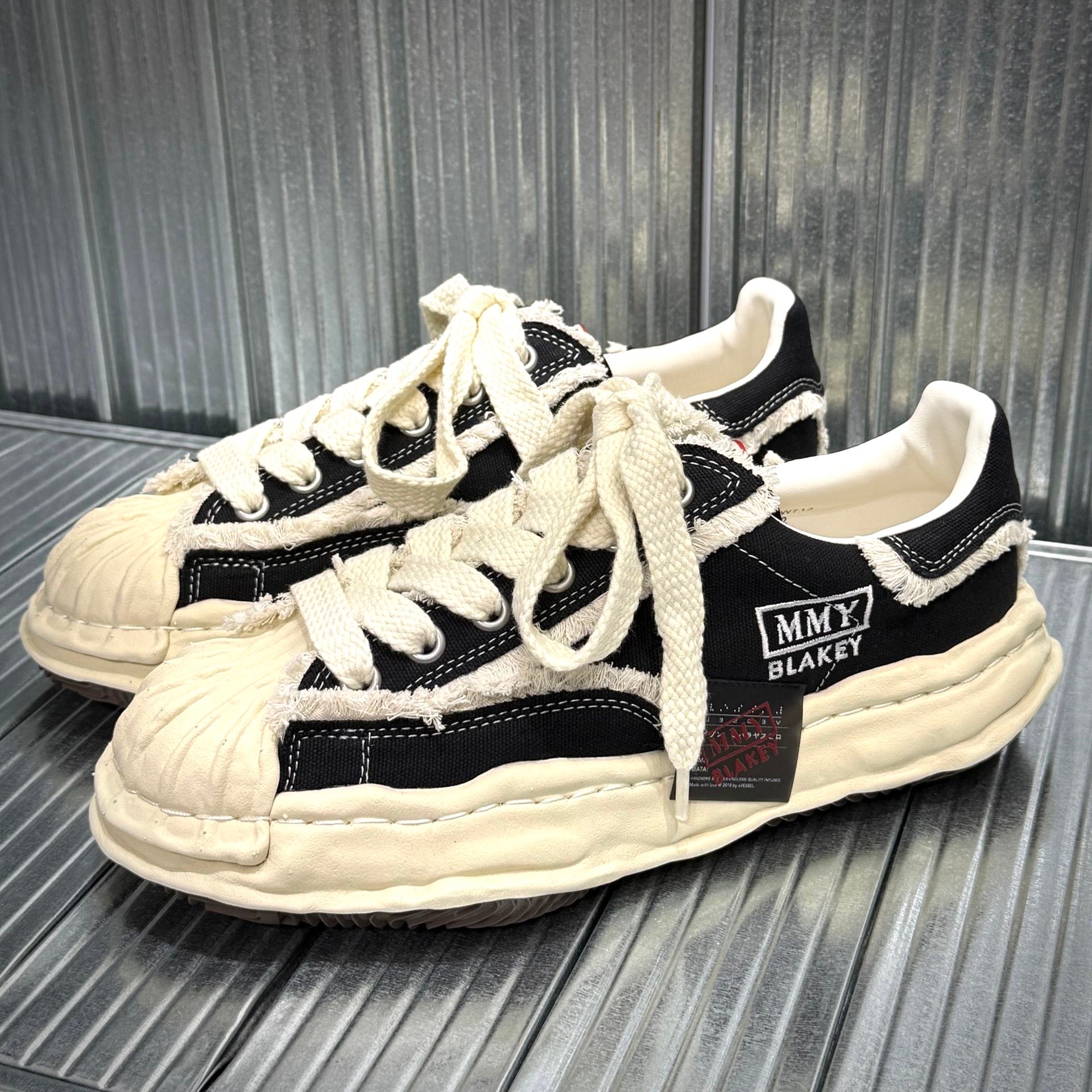 Maison Mihara Yasuhiro xVESSEL C13FW713 MMY OG Sole Canvas Shell Front