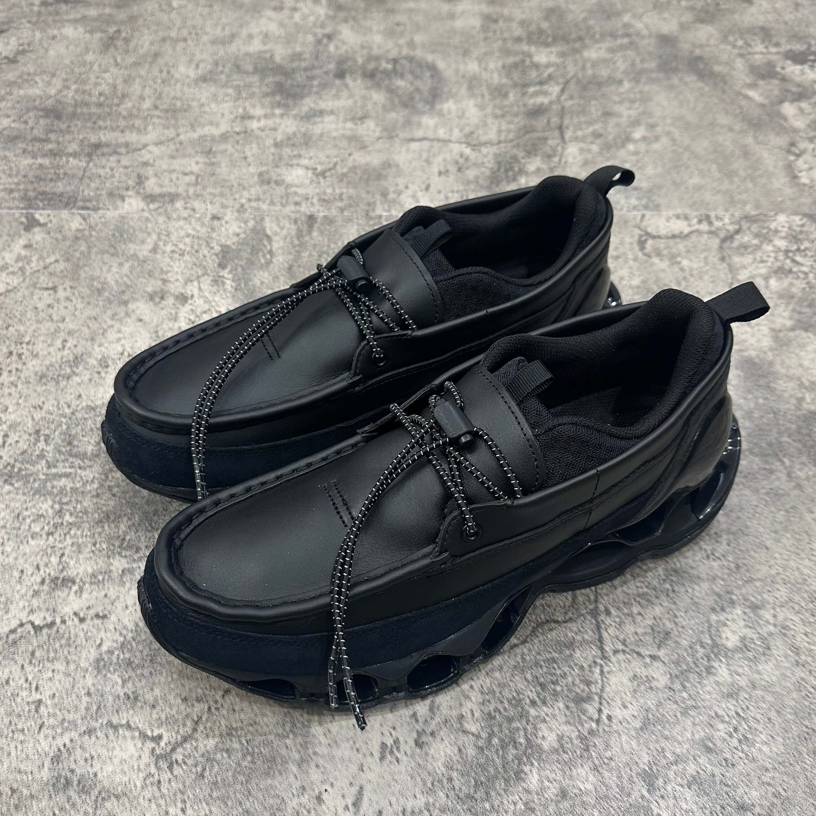 Mizuno Wave Prophecy Moc - All Black | Wear43way