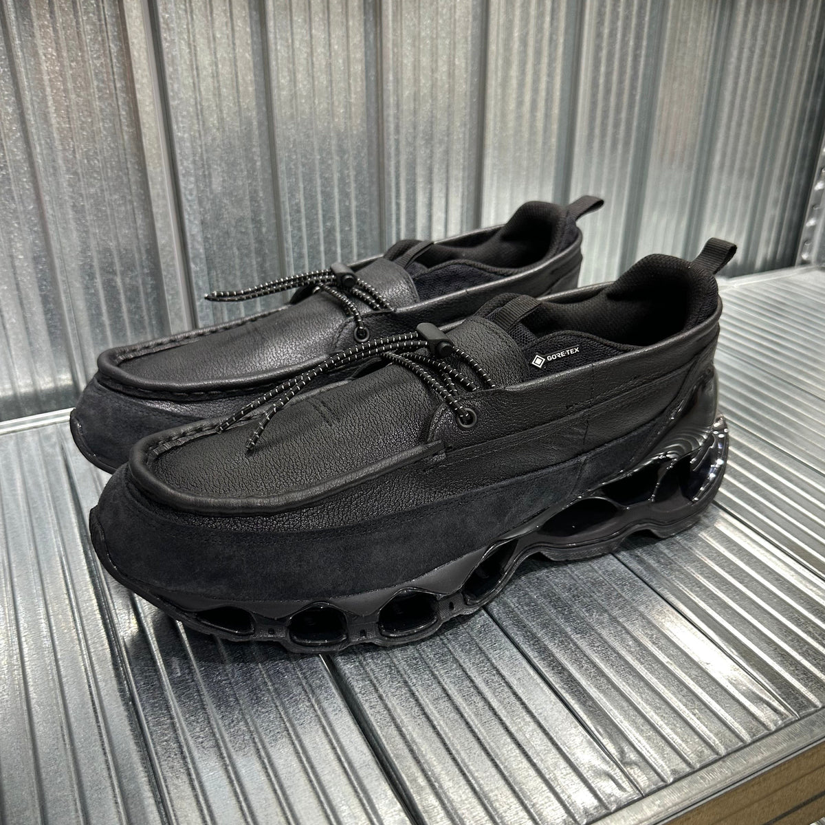 Mizuno Wave Prophecy Moc Gore-Tex 2025 - Black | In stock – WEAR43WAY