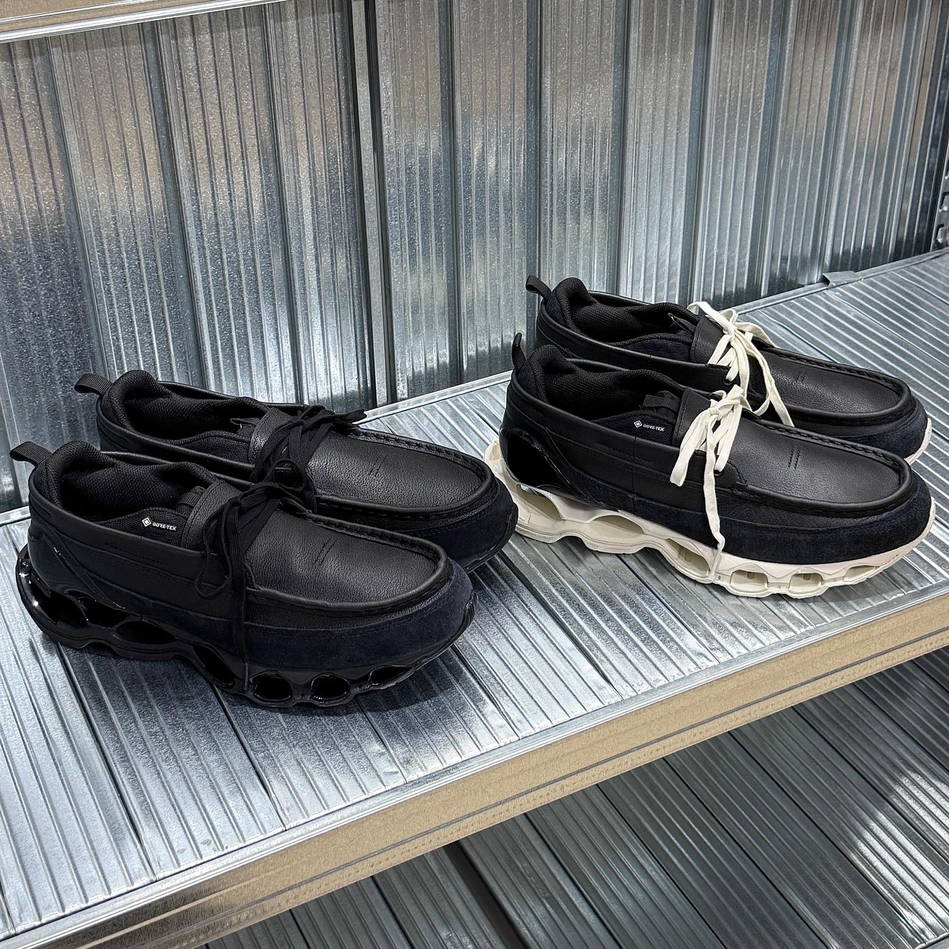 Mizuno Wave Prophecy Moc Gore-Tex 2025 - White / Black | In stock