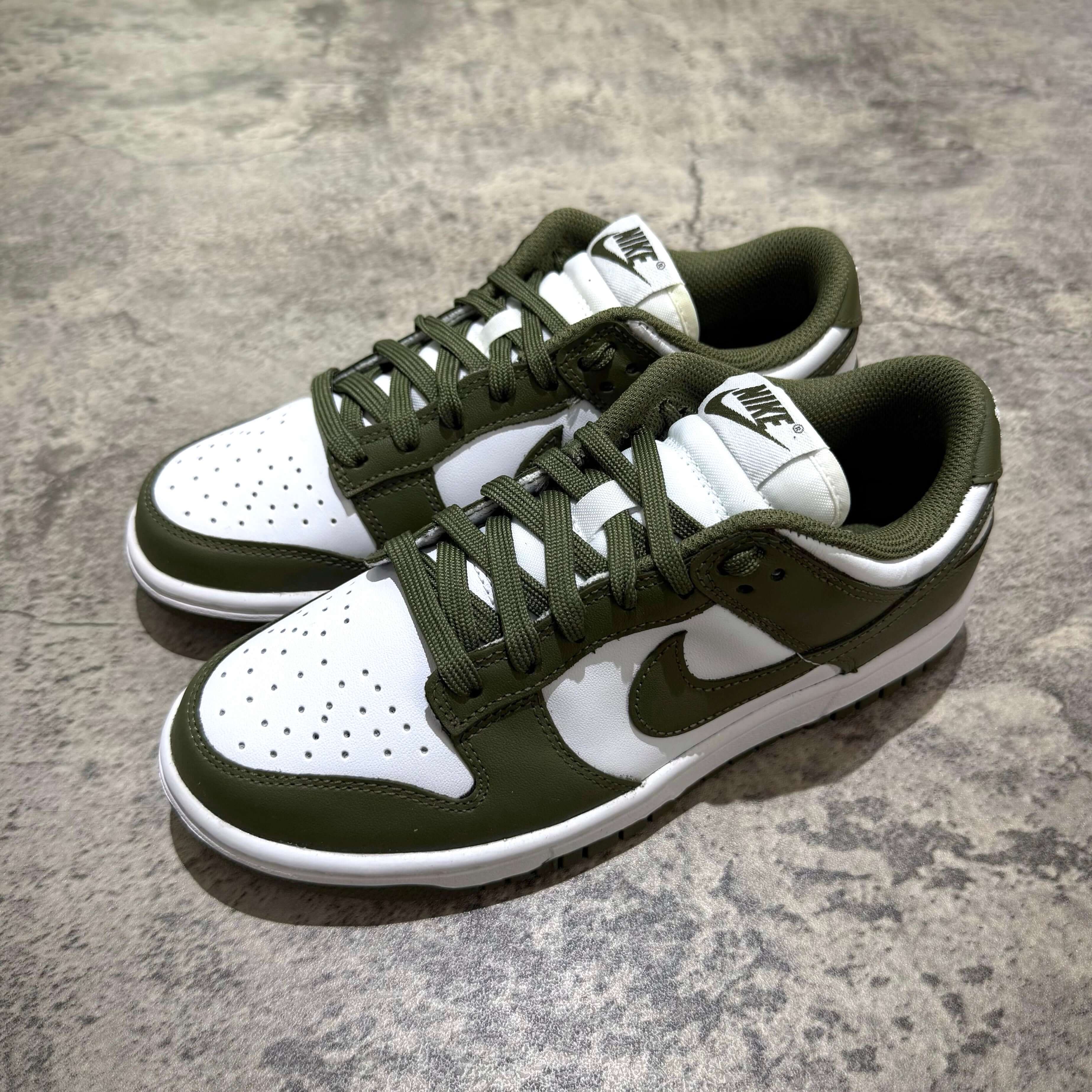 現貨 Nike Dunk Low Medium Olive (女裝)
