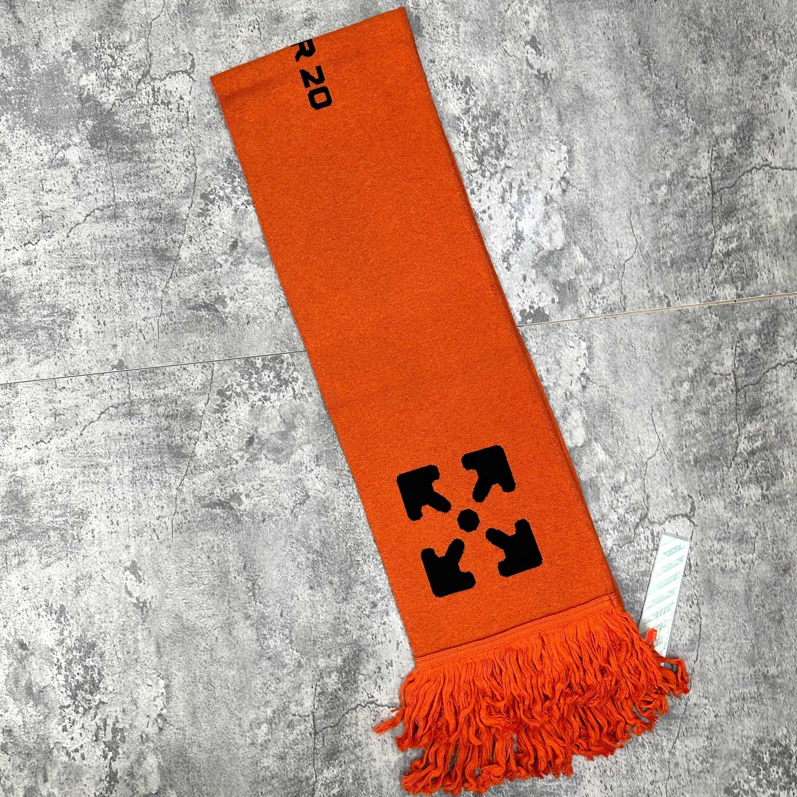 OFF-WHITE オフホワイト 18AW QUOTE SCARF ロゴジャガードフリンジマフラー レッド O Off-White（オフホワイト）ウィメンズ マフラー・スカーフ・ストール