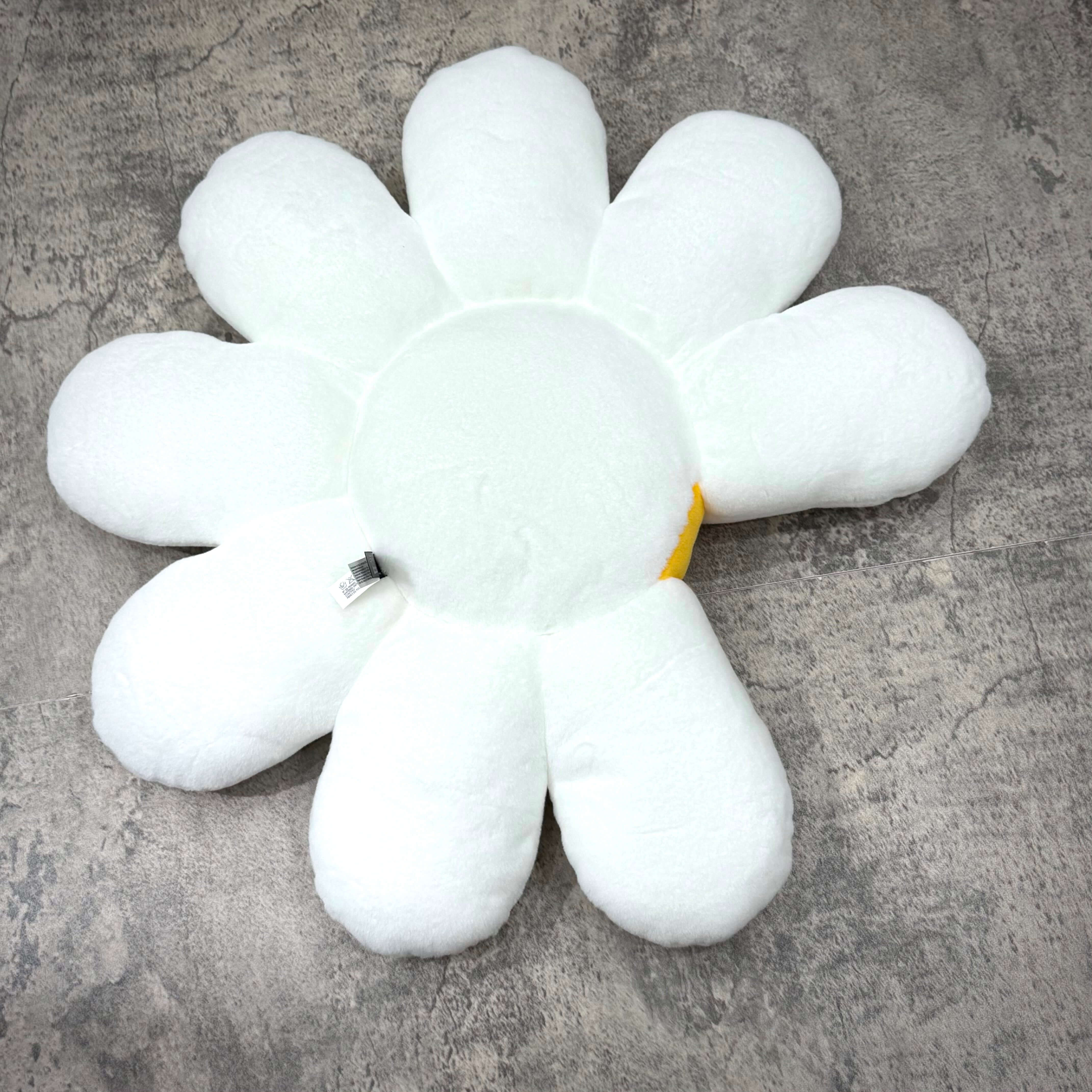 トイストーリー × ピースマイナスワン DAISY CUSHION PEACEMINUSONE x Toy Story The First Fan - Daisy Cushion