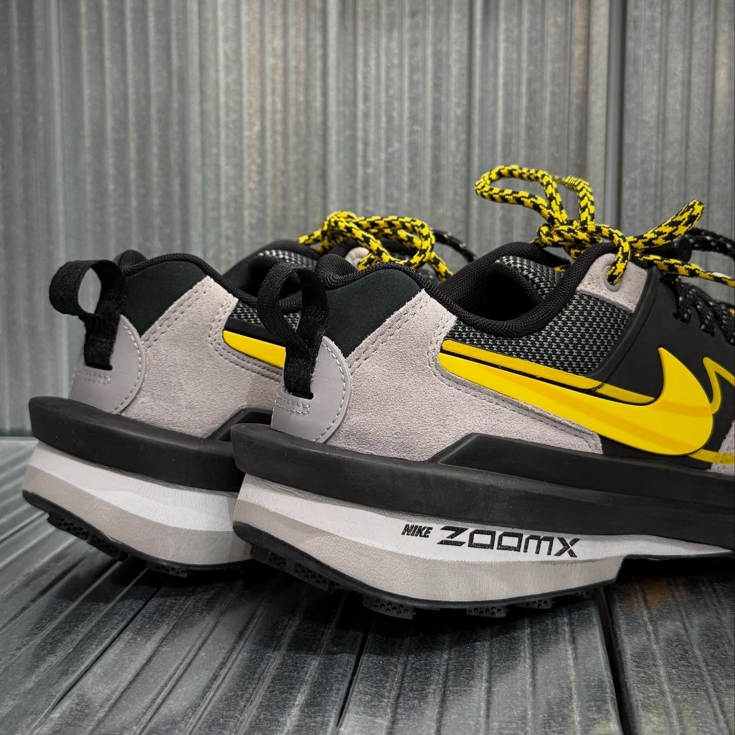 Sacai x Nike Zegamadome SP - Matte Silver: Unleash Urban Elegance