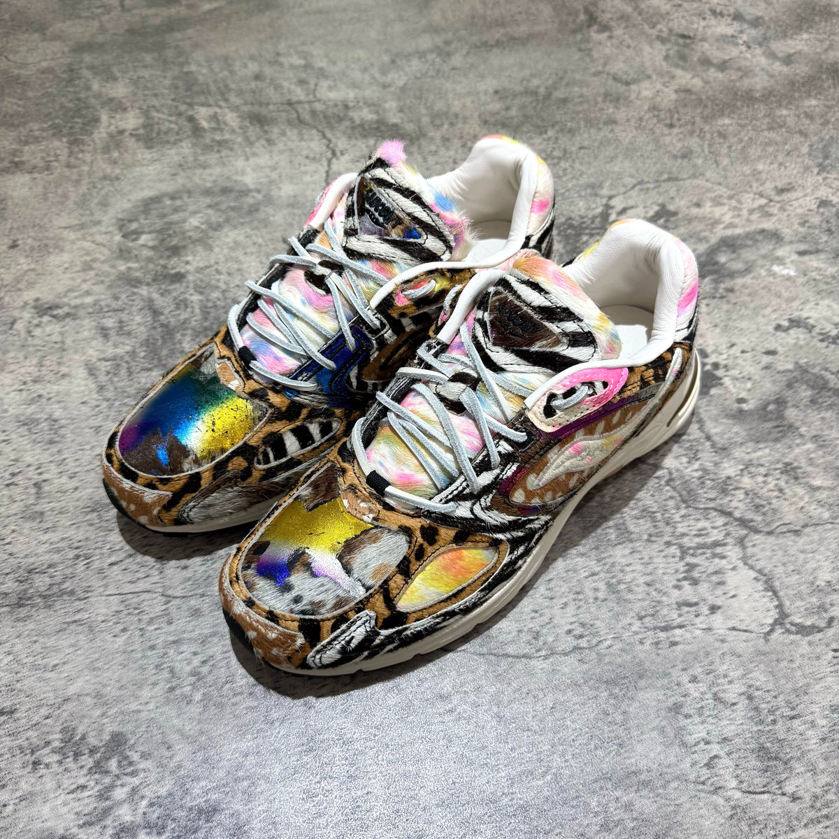 Saucony x Westside Gunn Grid Jazz 9 Awesome God sneakers featuring a vibrant print and unique design. wear43way