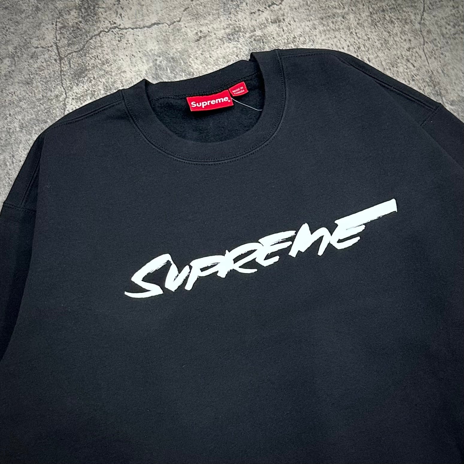 Supreme Futura Logo Crewneck - Black LOGO